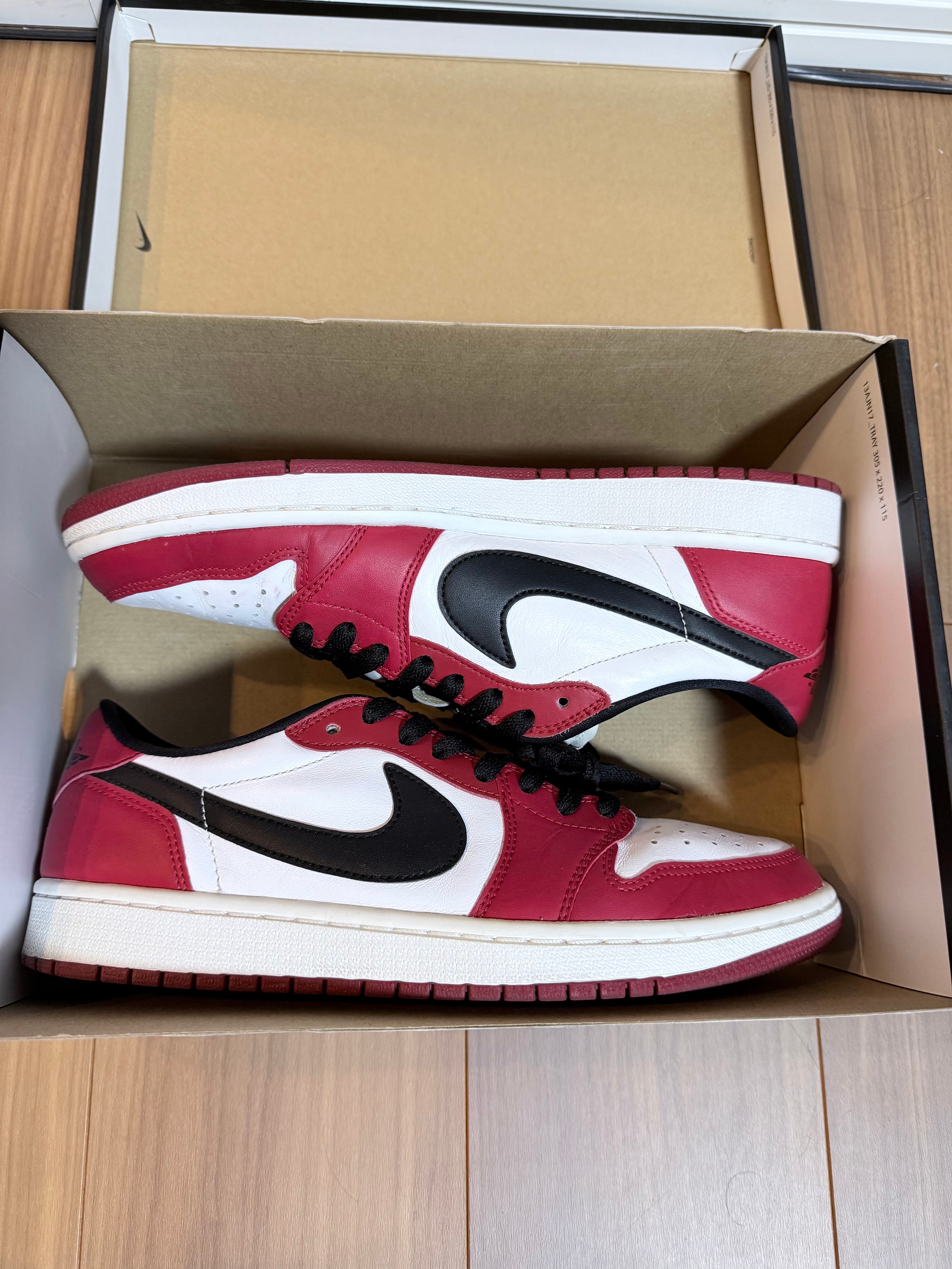 Nike Air Jordan 1 Retro Low "Chicago" (2016)