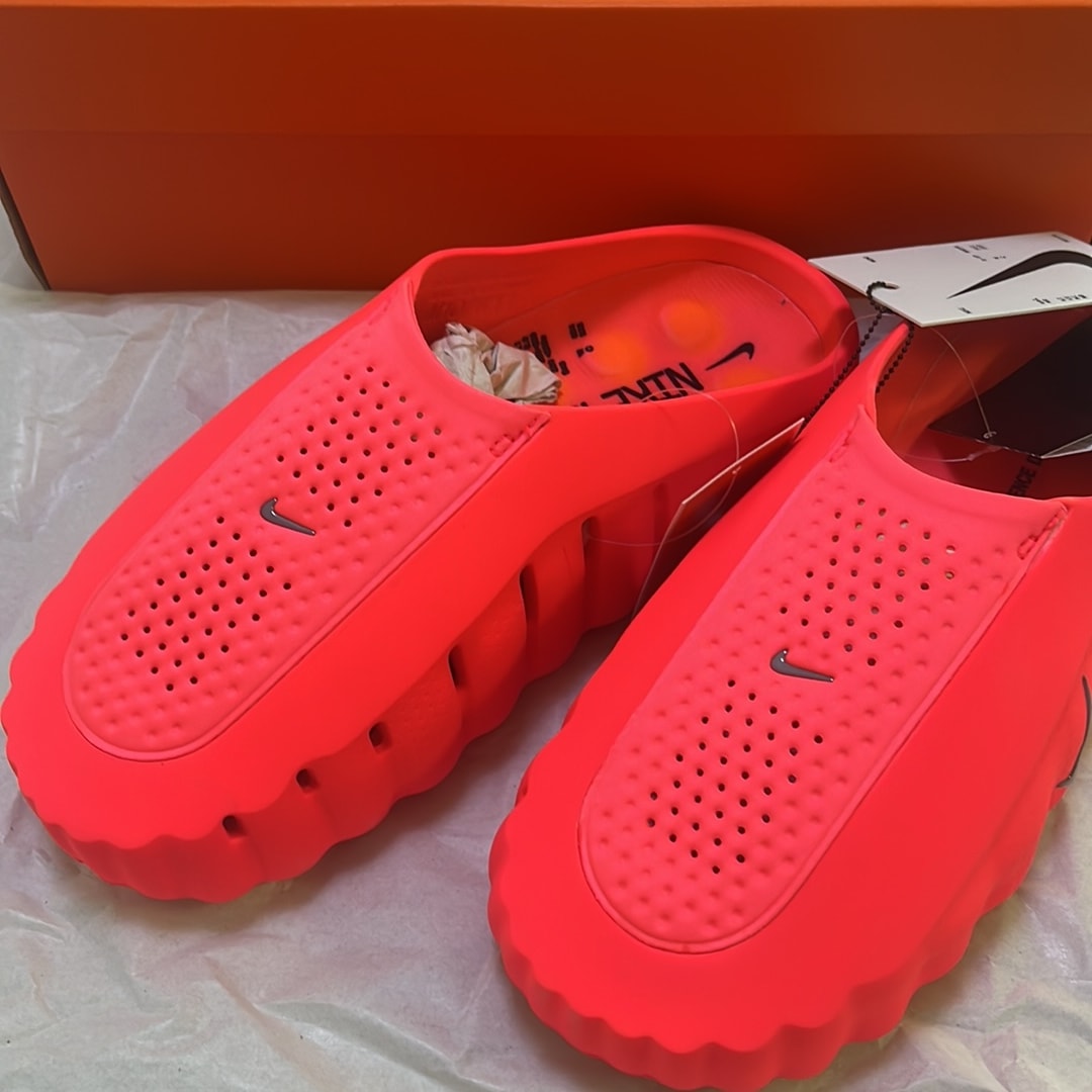 Nike Mind 001 Mules "Solar Red/Hyper Crimson"