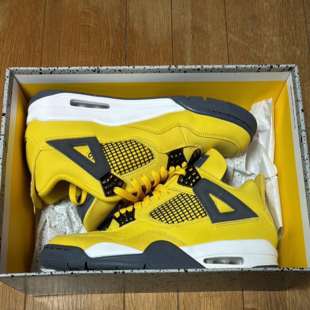 Nike Air Jordan 4 "Tour Yellow"