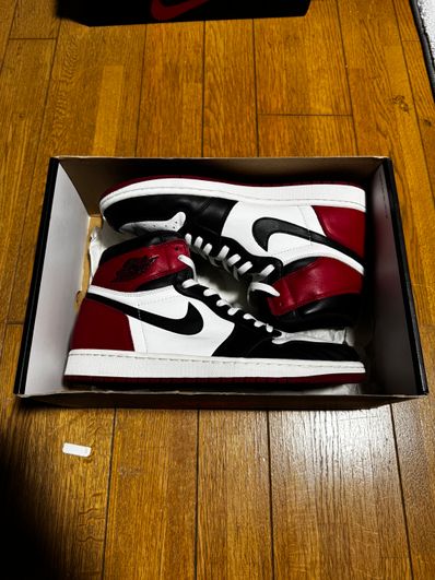 Nike Air Jordan 1 Retro High OG "Black Toe"(2016)