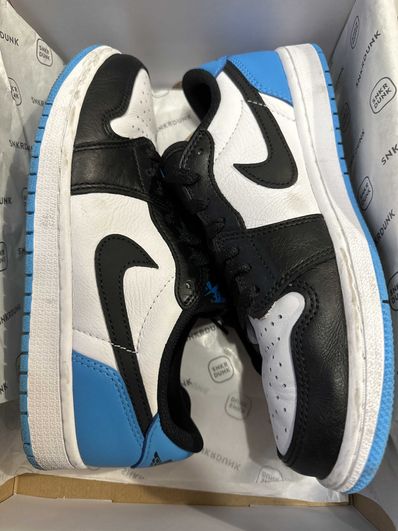 Nike Air Jordan 1 Low OG "Black and Dark Powder Blue/UNC"