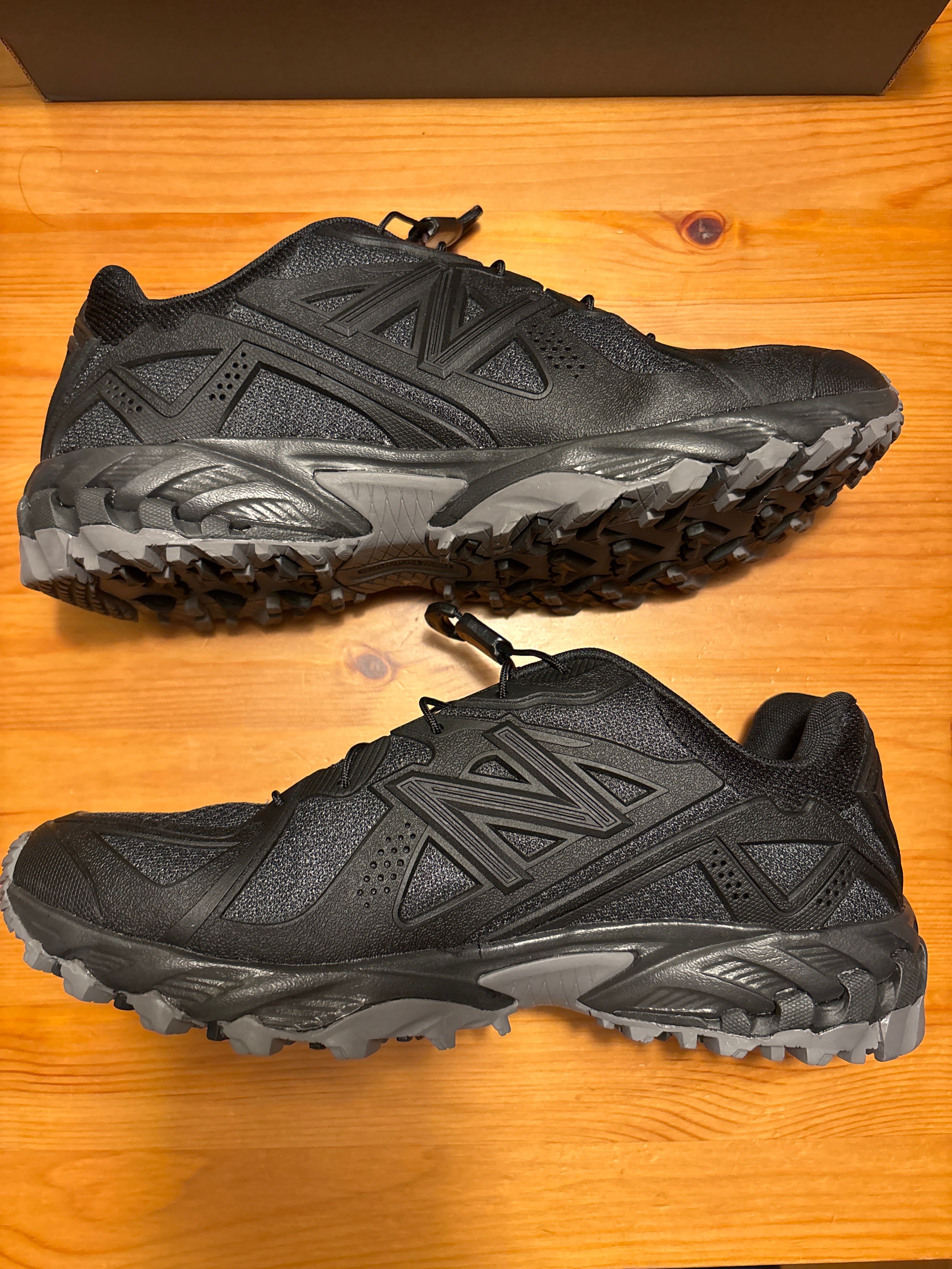 ニューバランス 610 "ブラック"