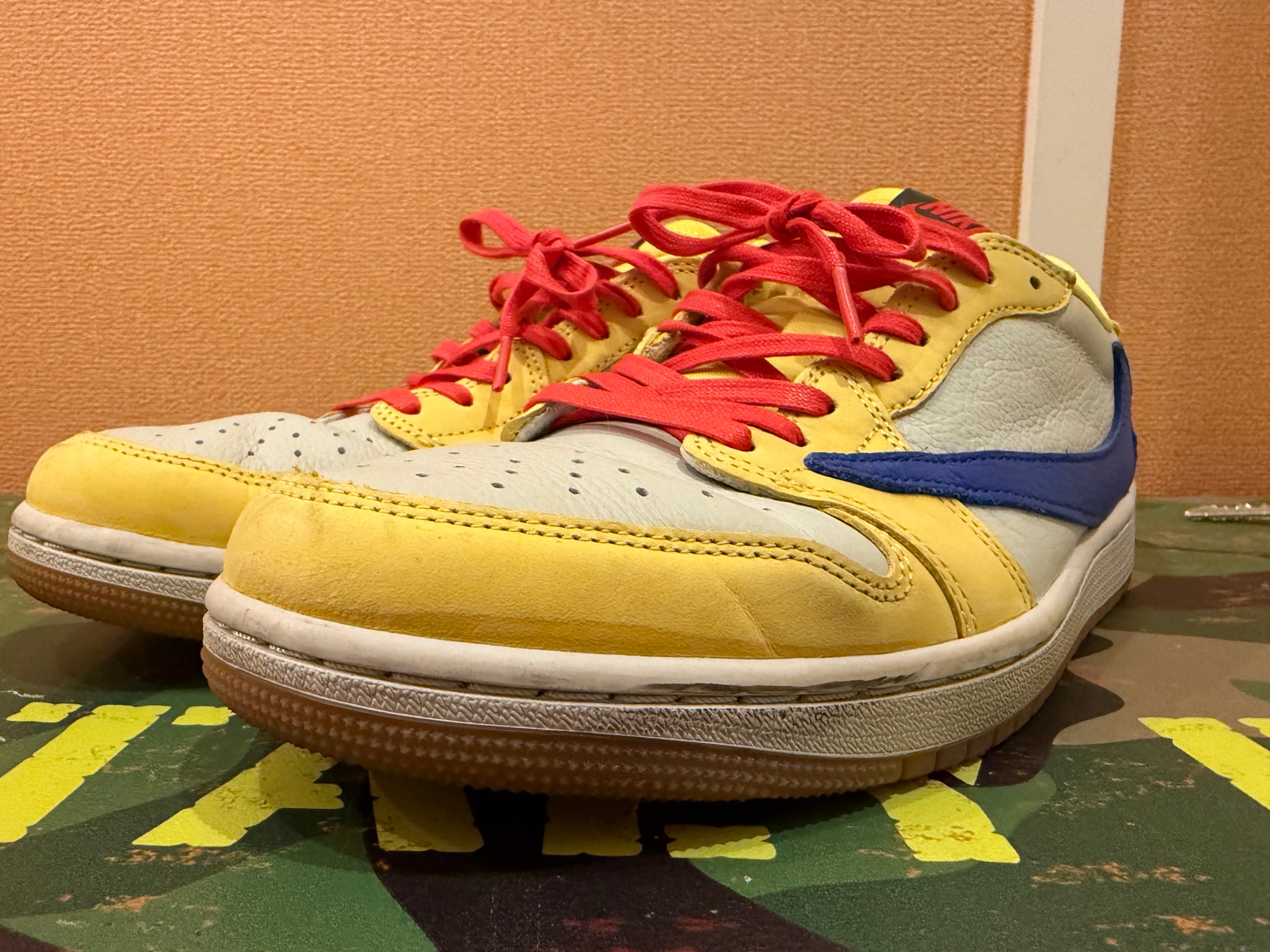 トラヴィススコット × ナイキ ウィメンズ エアジョーダン1 レトロ ロー OG "カナリー"