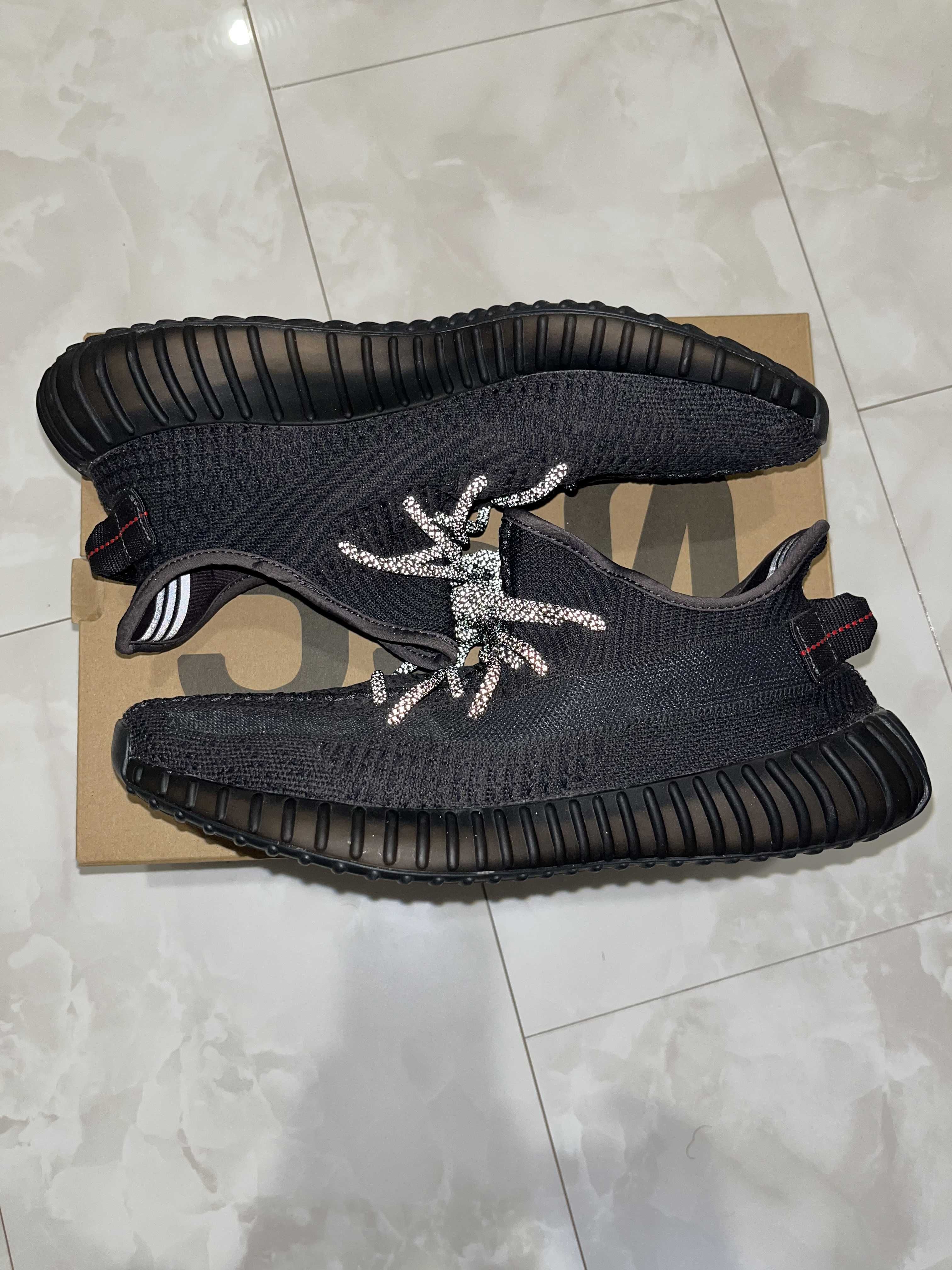 adidas YEEZY Boost 350 V2 "Black"