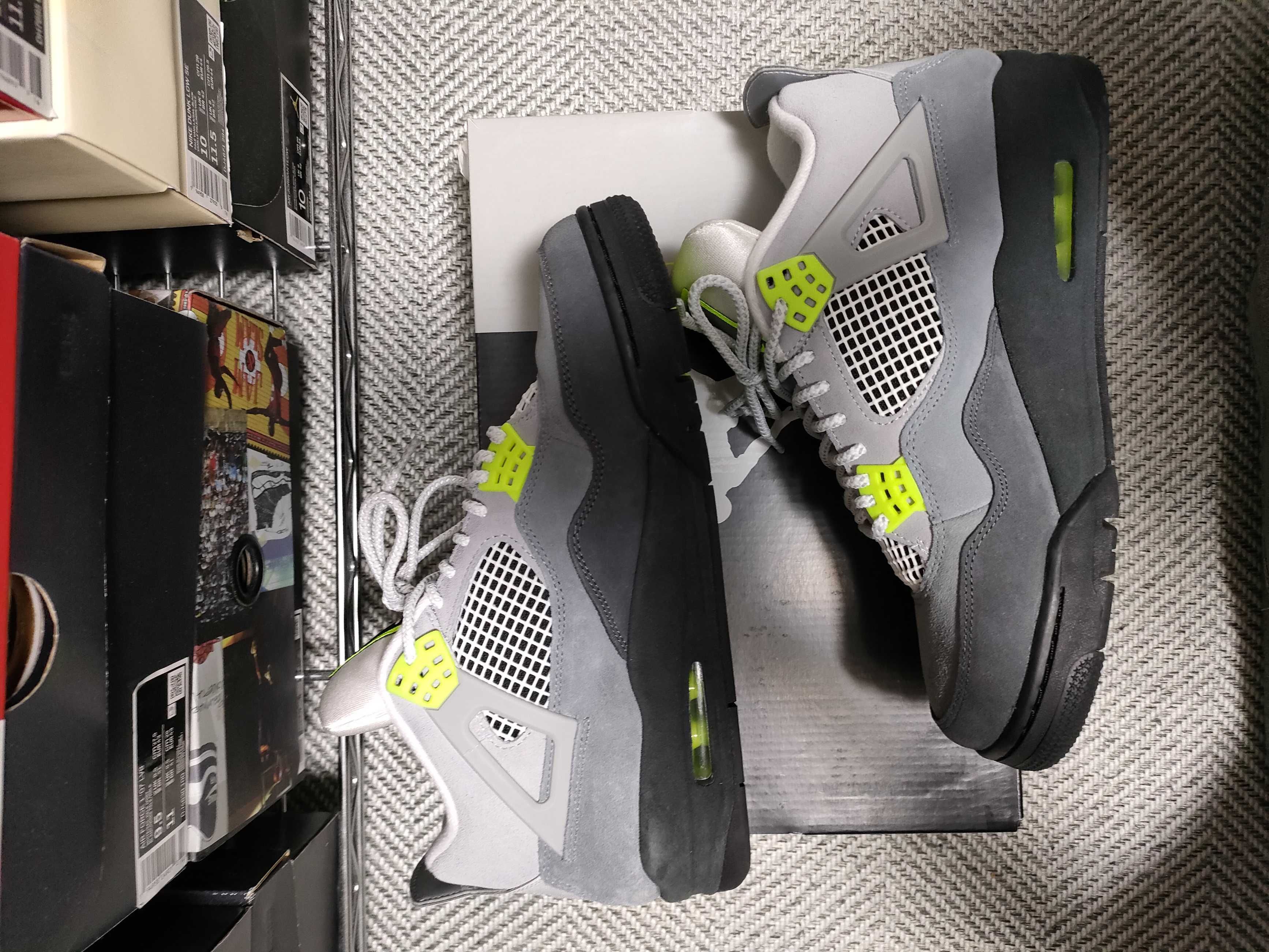 NIKE AIR JORDAN 4 RETRO LE "NEON"