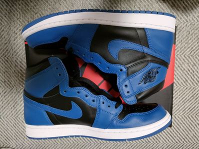 Nike Air Jordan 1 Retro High OG "Dark Marina Blue"