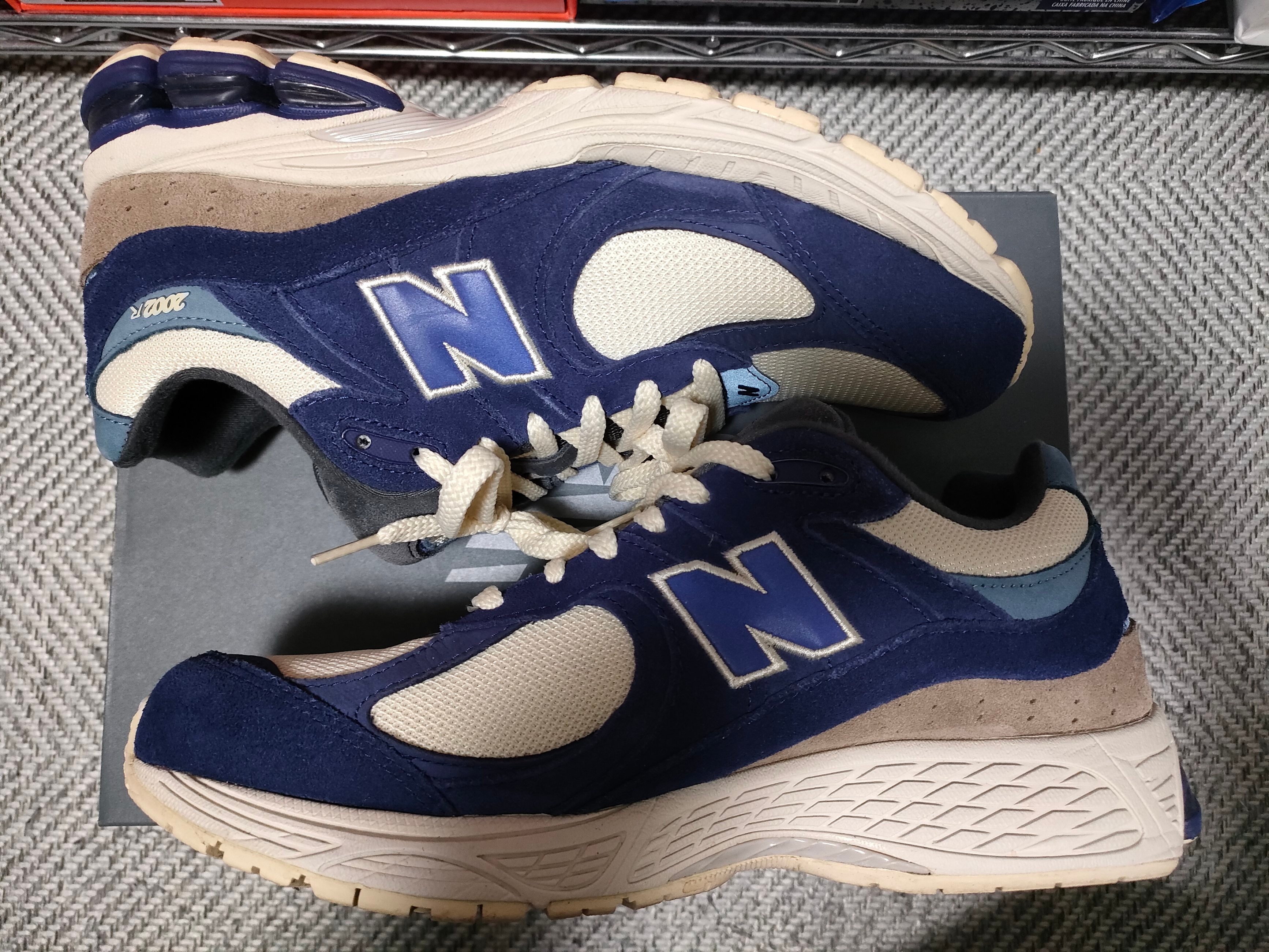New Balance 2002R "Navy"