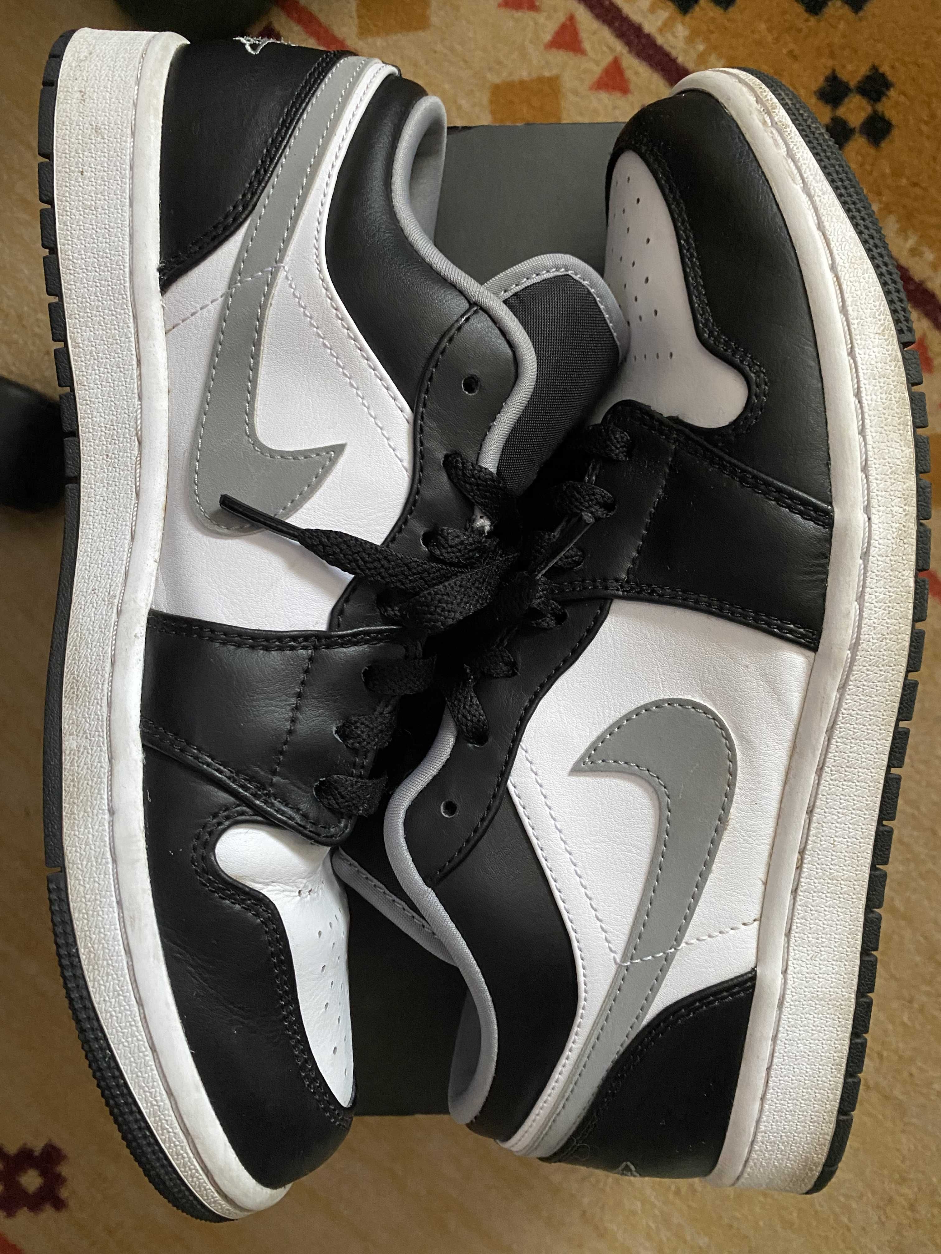 Nike Air Jordan 1 Low "Grey/Black"