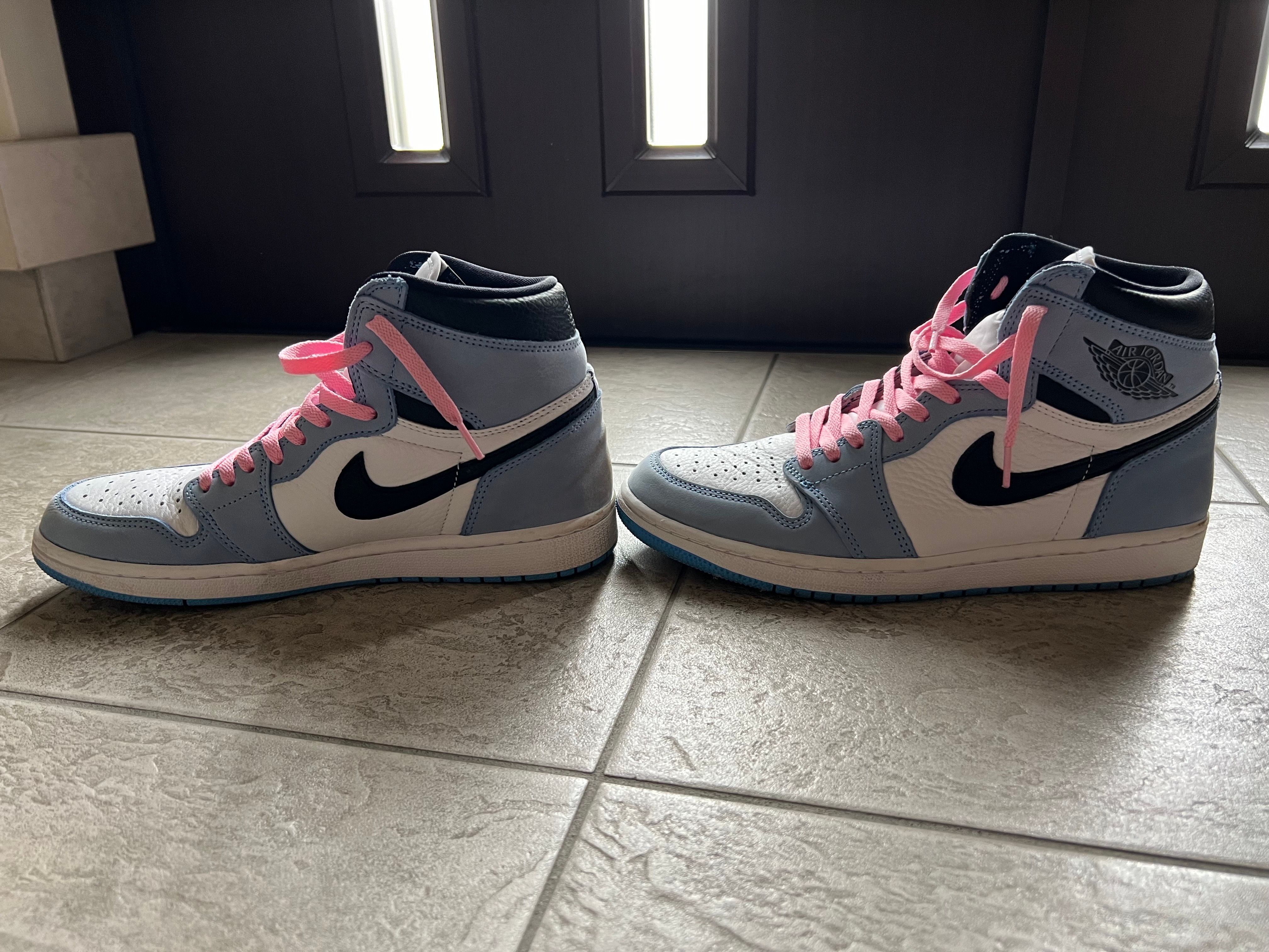 Nike Air Jordan 1 High OG "University Blue"