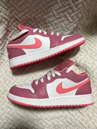 Nike GS Air Jordan 1 Low "Desert Berry/White/Coral Chalk"