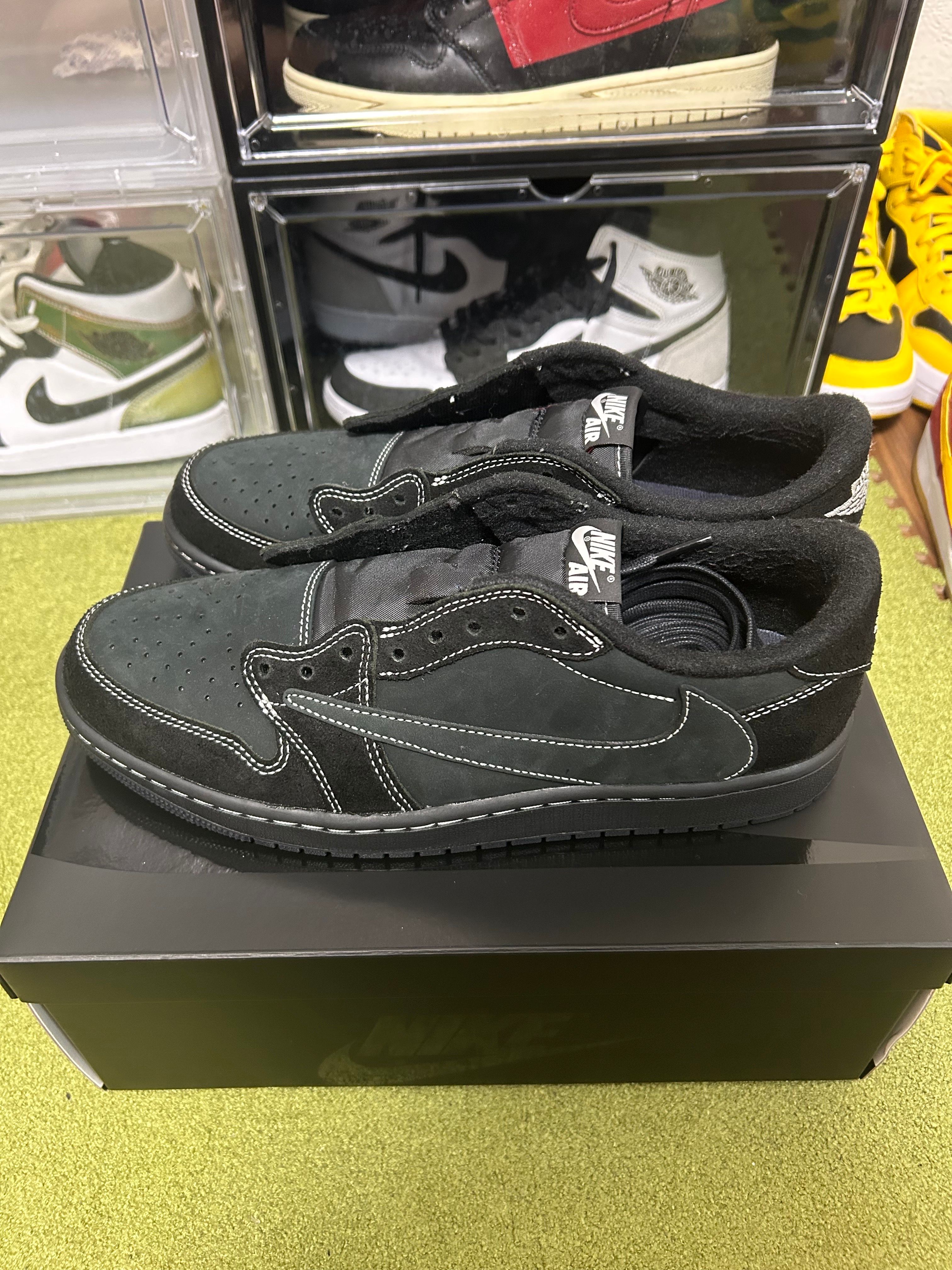 Travis Scott × Nike Air Jordan 1 Low OG SP "Black Phantom"