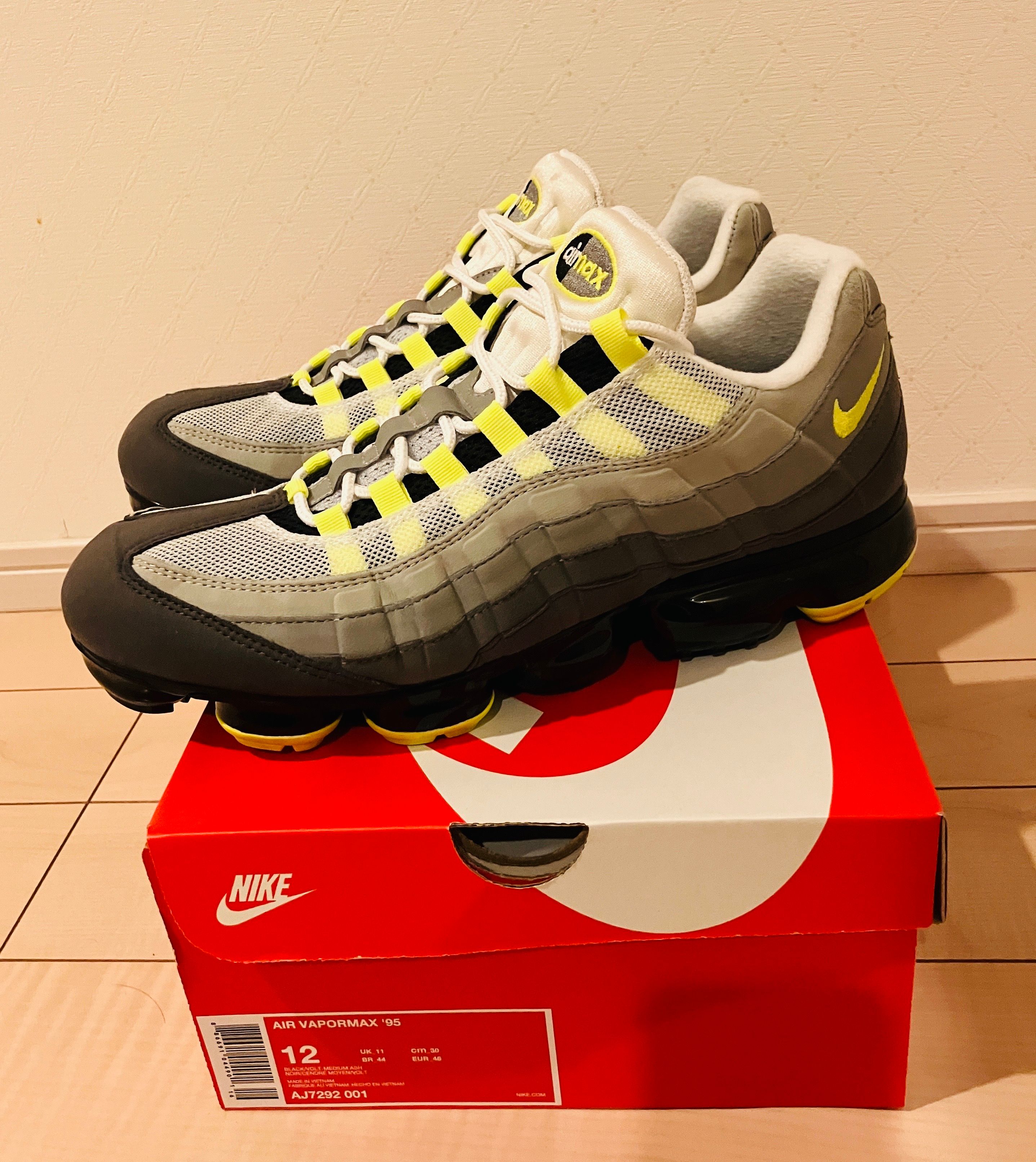 Nike Air Vapormax 95 "Neon"