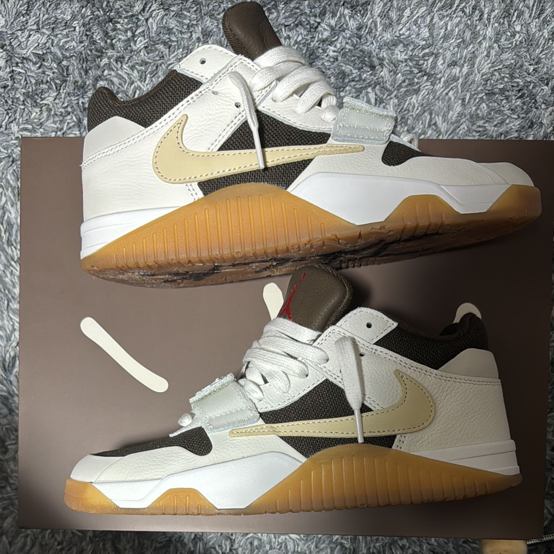 Travis Scott × Nike Jordan Jumpman Jack TR "Sail and Dark Mocha"