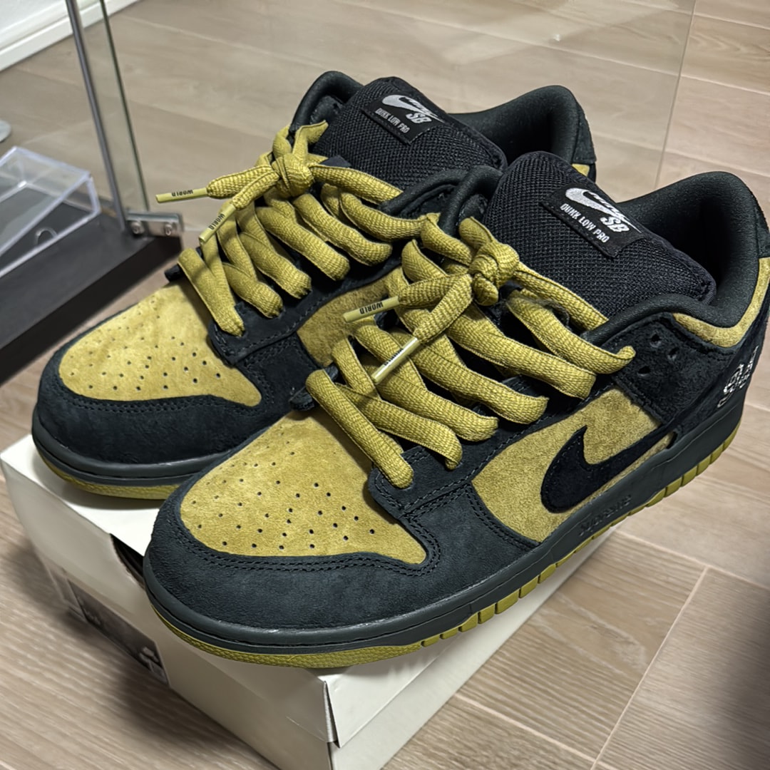 Supreme × Nike SB Dunk Low "Camper Green" (Asia Exclusive) (25FW Week2)