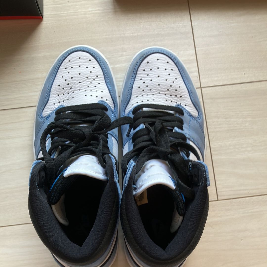 Nike Air Jordan 1 High OG "University Blue"