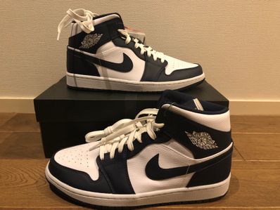 Nike Air Jordan 1 Mid "White Metallic Gold Obsidian"