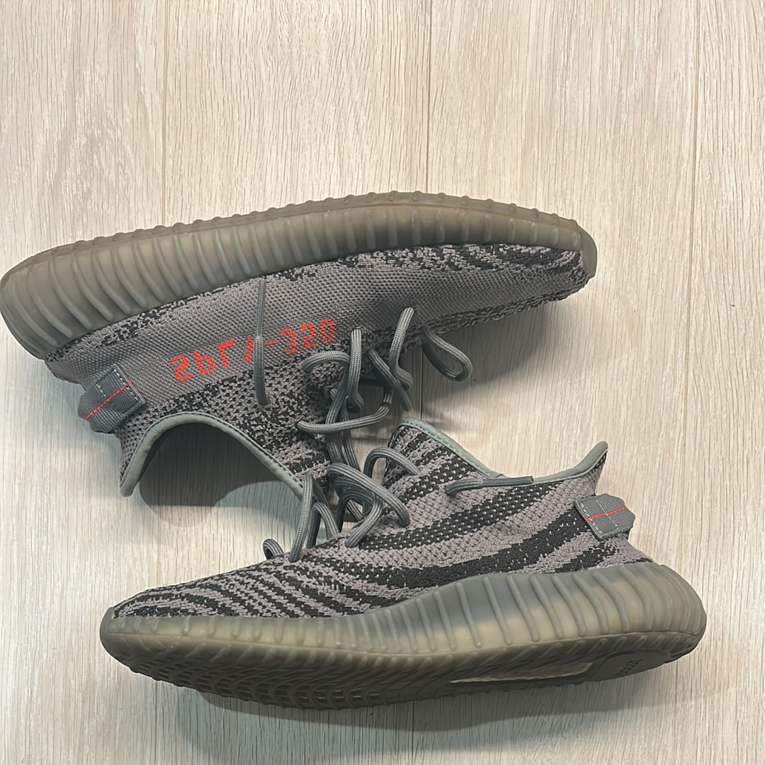 adidas Yeezy Boost 350 V2 