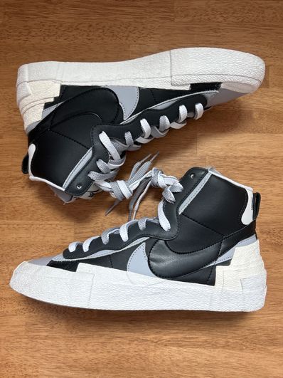 sacai × NIKE BLAZER MID "BLACK/WOLF GREY/WHITE"