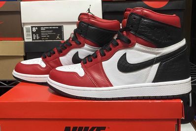 Nike Women's Air Jordan 1 High OG "Satin Red"