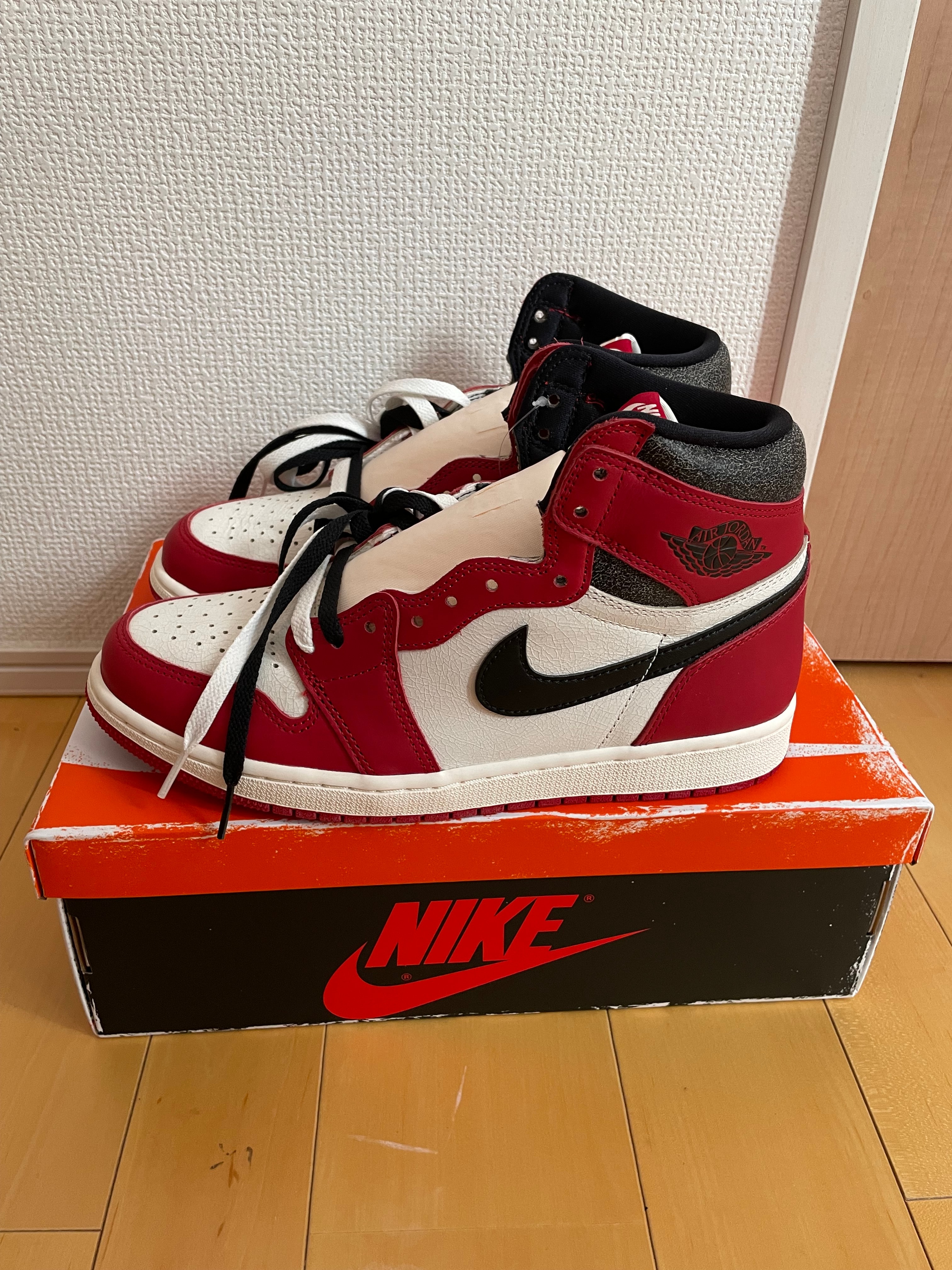 Nike Air Jordan 1 High OG "Lost & Found/Chicago"
