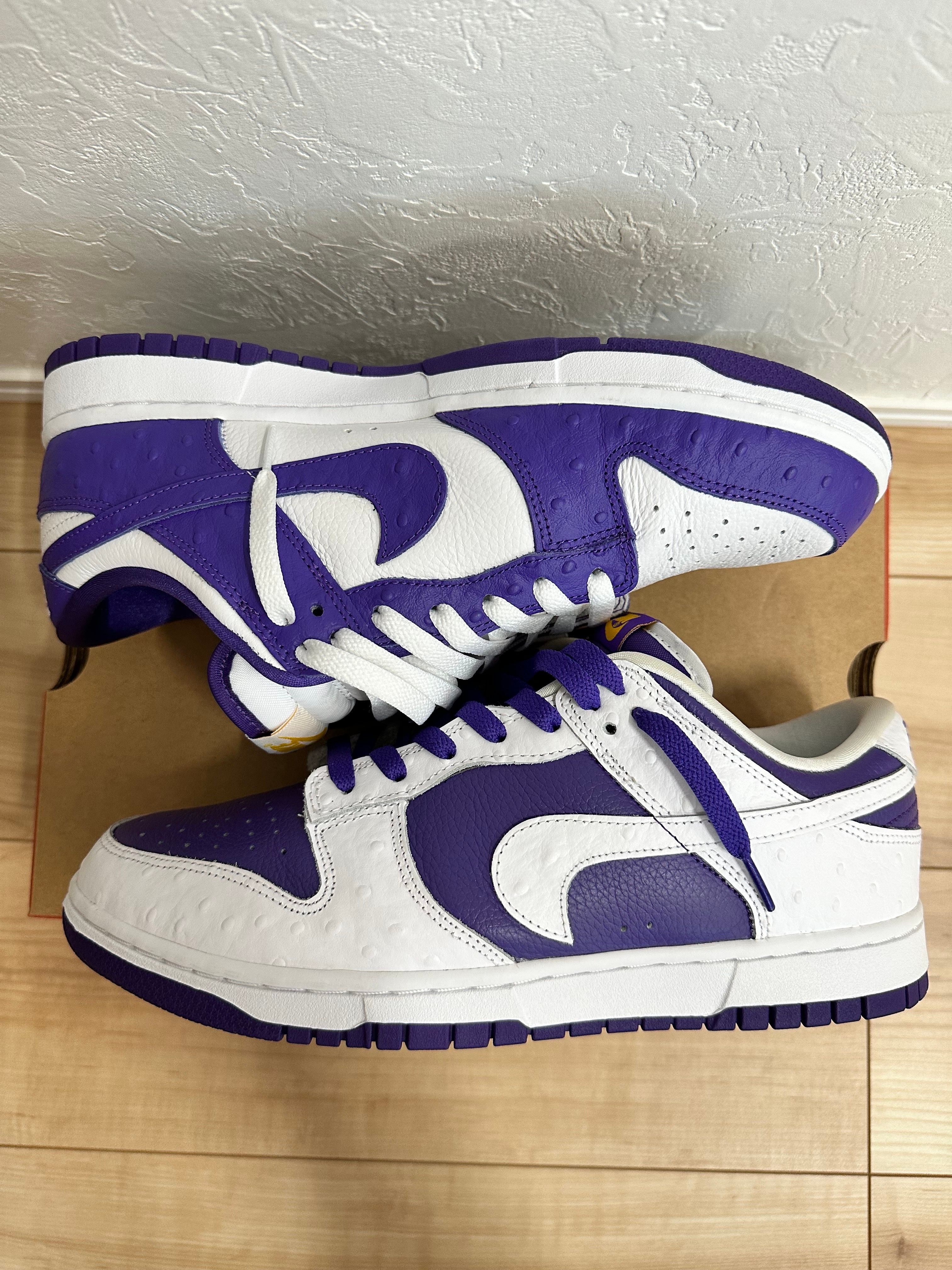 Nike Women's Dunk Low "Made You Look"