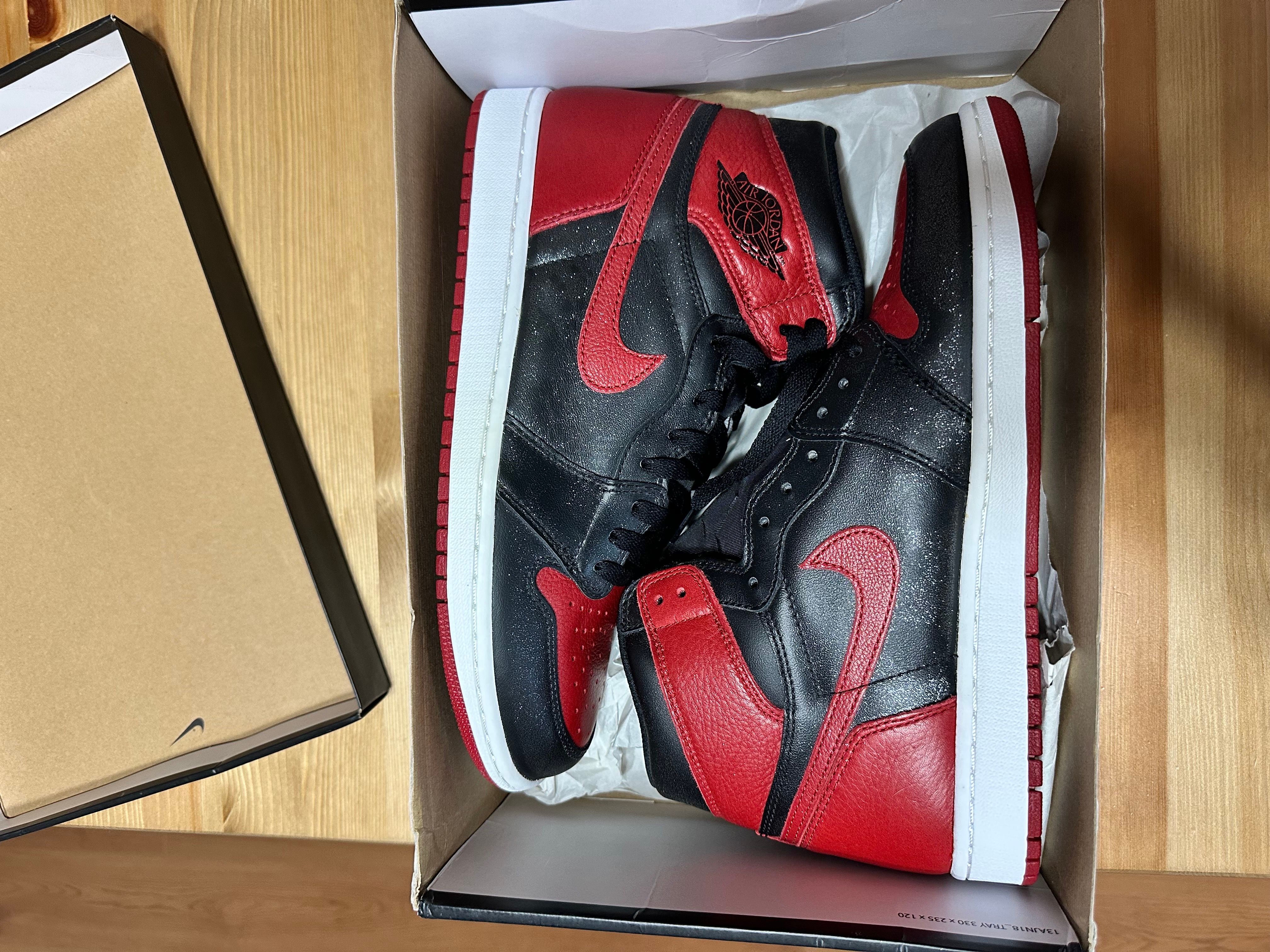 Nike Air Jordan 1 Retro High OG "Bred/Banned" (2016)