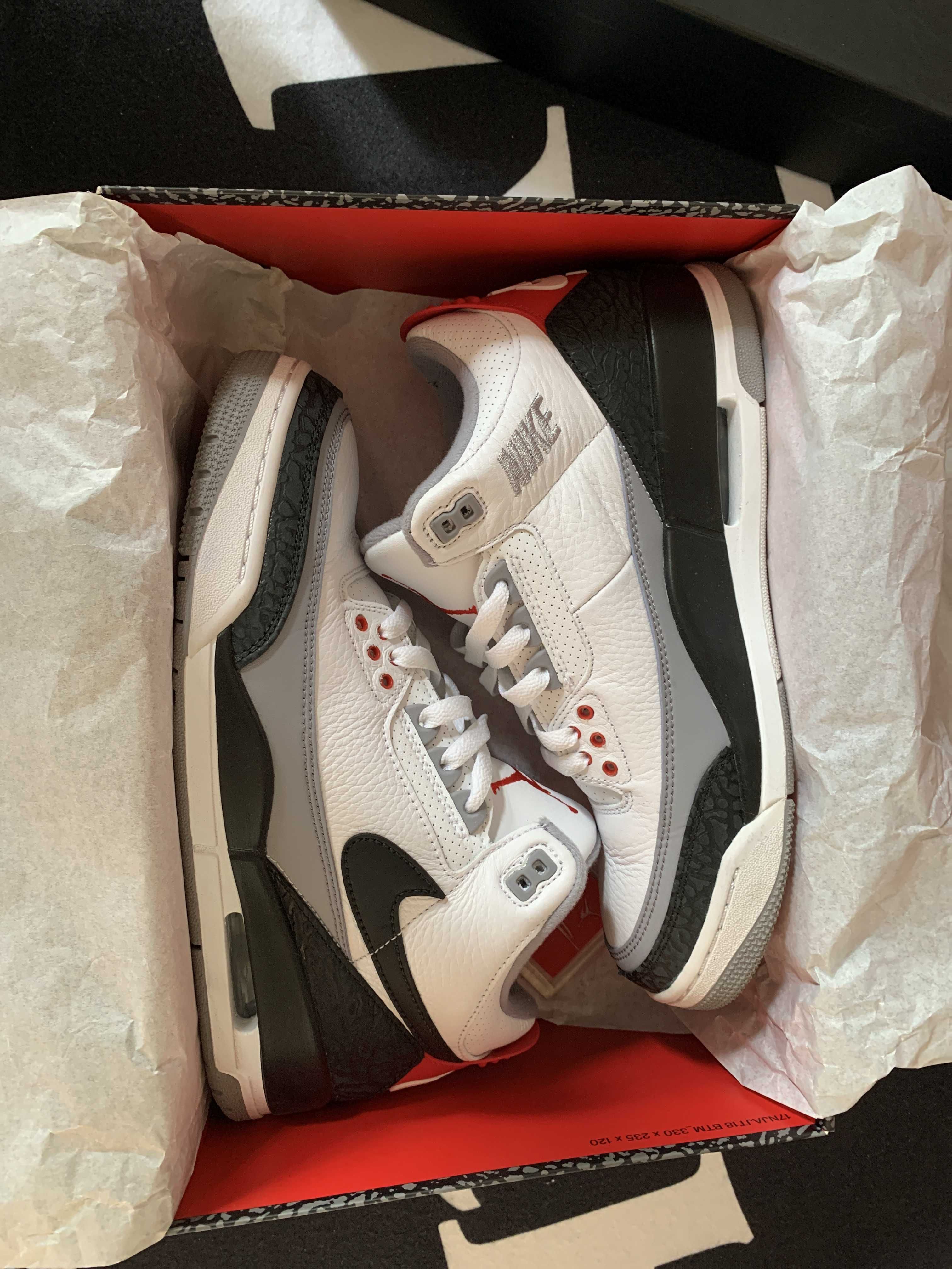 Nike Air Jordan 3 Retro "Tinker Hatfield"