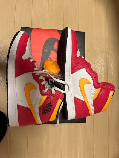 Nike Air Jordan 1 High OG "Light Fusion Red"