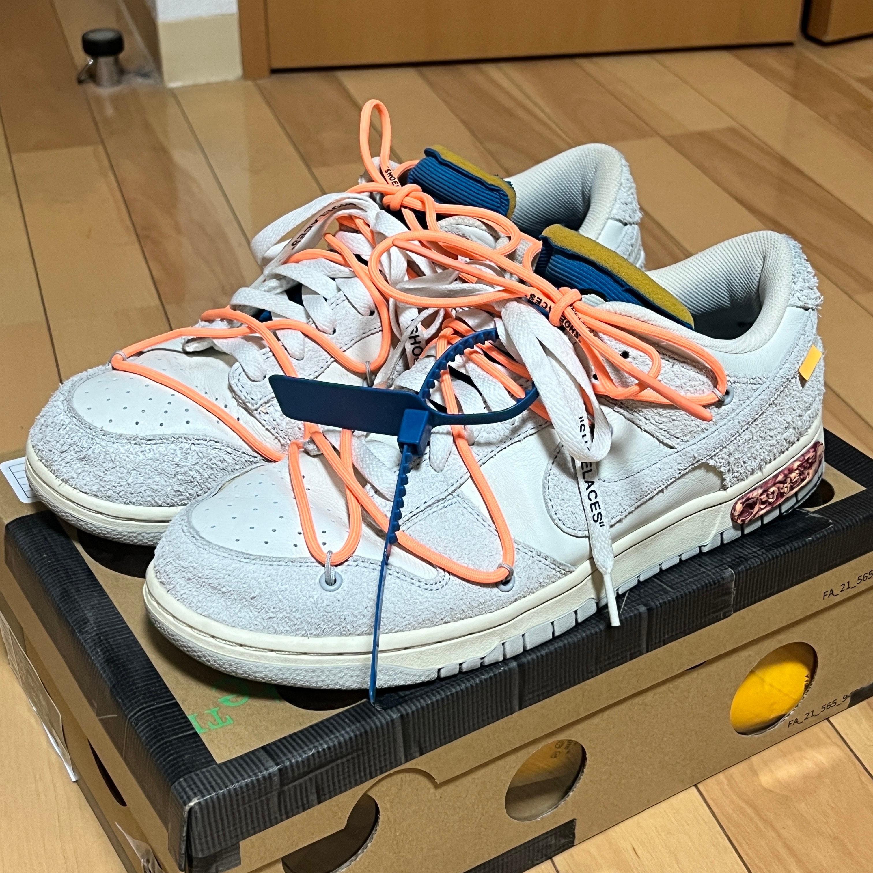 Off-White × Nike Dunk Low 1 of 50 "Lot.19" 