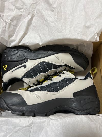 Nike ACG Air Mada "Light Bone"