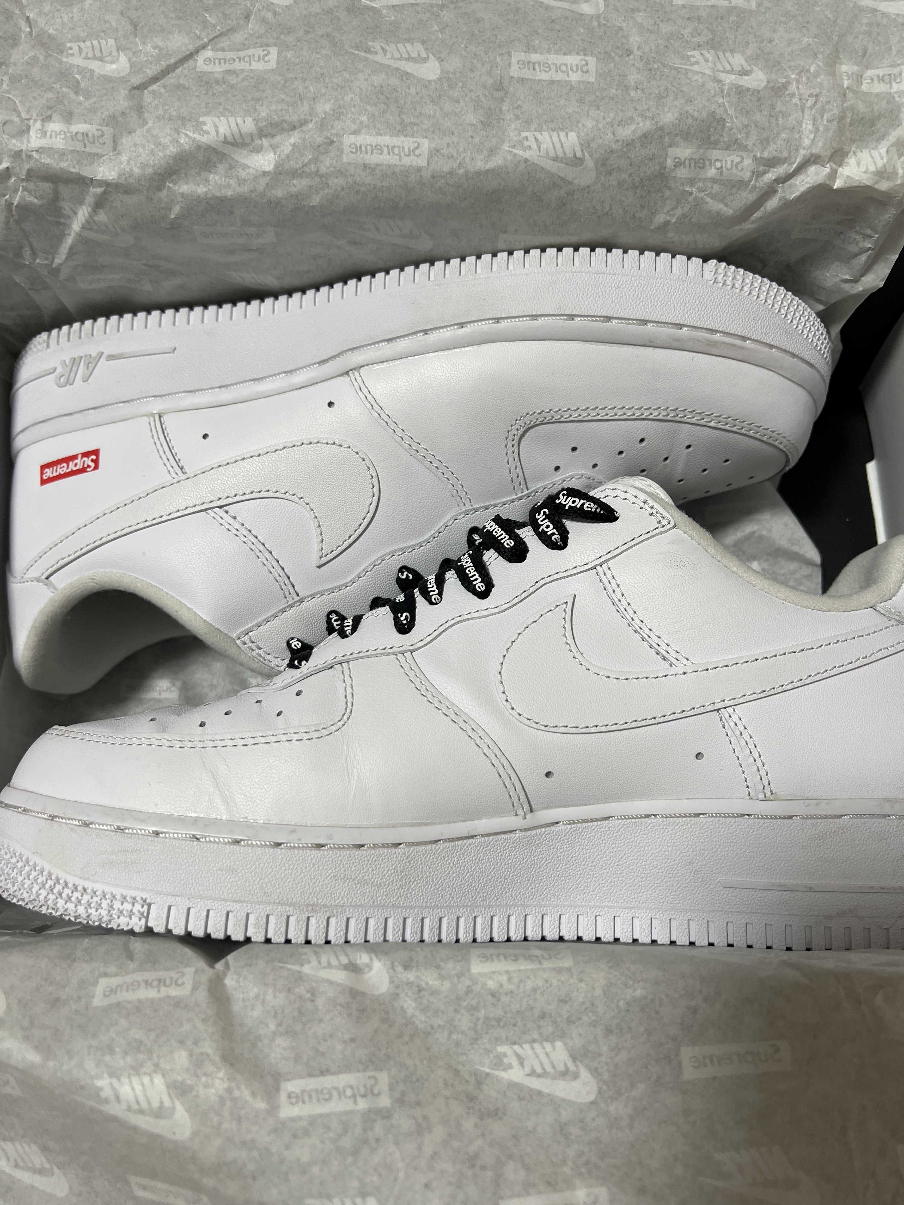 Supreme × Nike Air Force 1 Low "White"