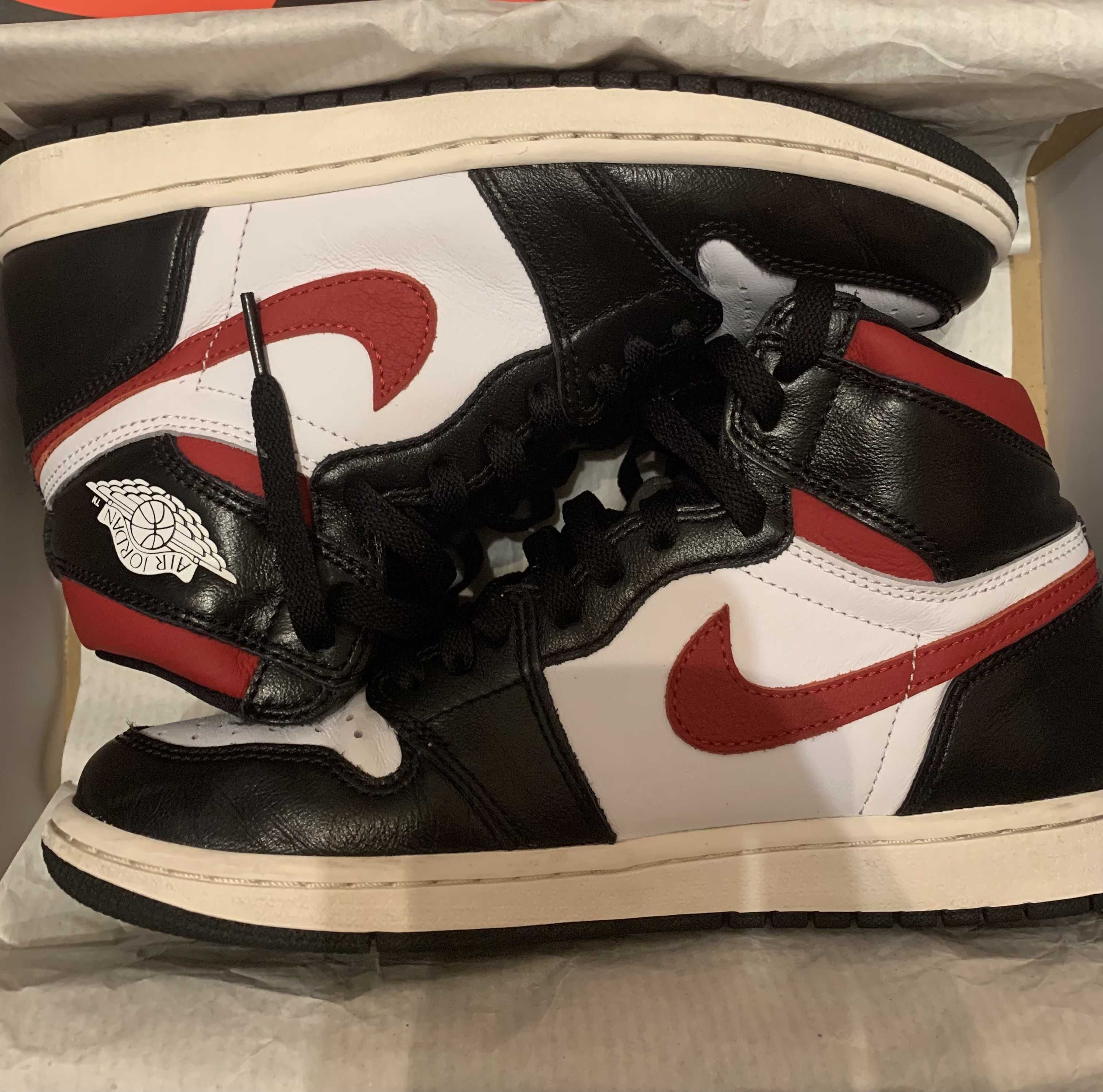 Nike Air Jordan 1 Retro High "Black/White/Sail/Gym Red"    