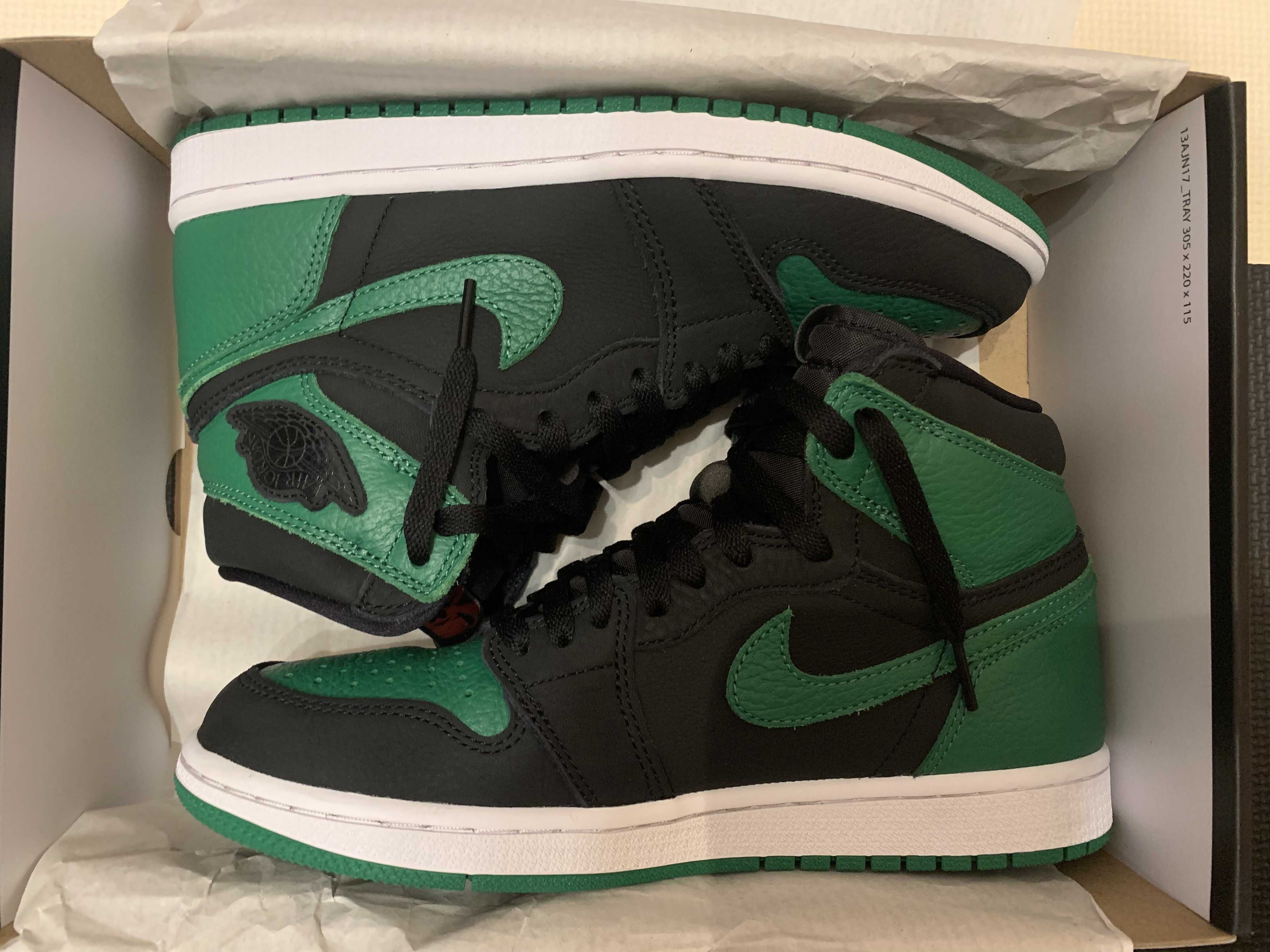 Nike Air Jordan 1 Retro High OG "Black/Pine Green" (2020)