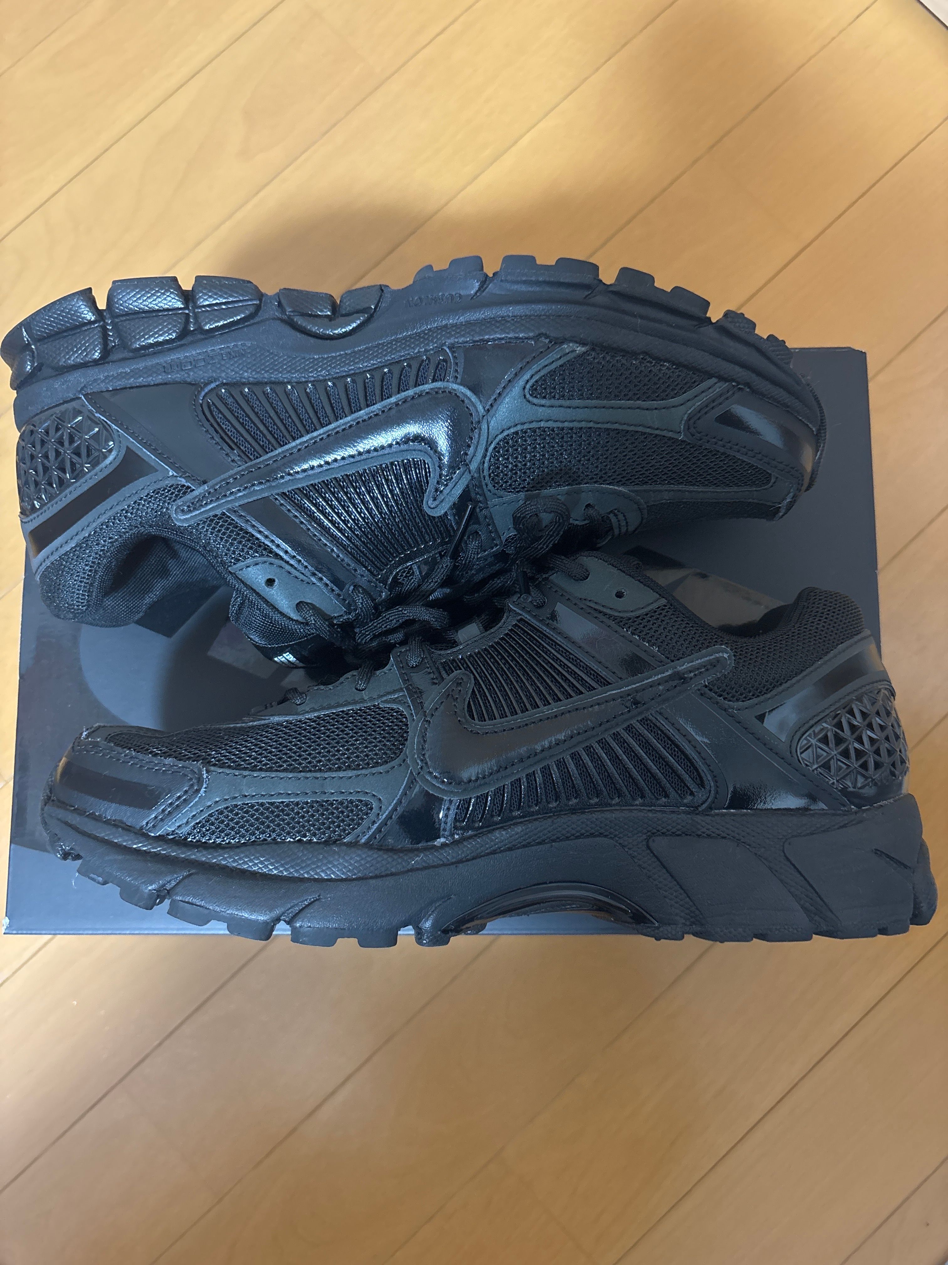 Dover Street Market × Nike Zoom Vomero 5 "Black"