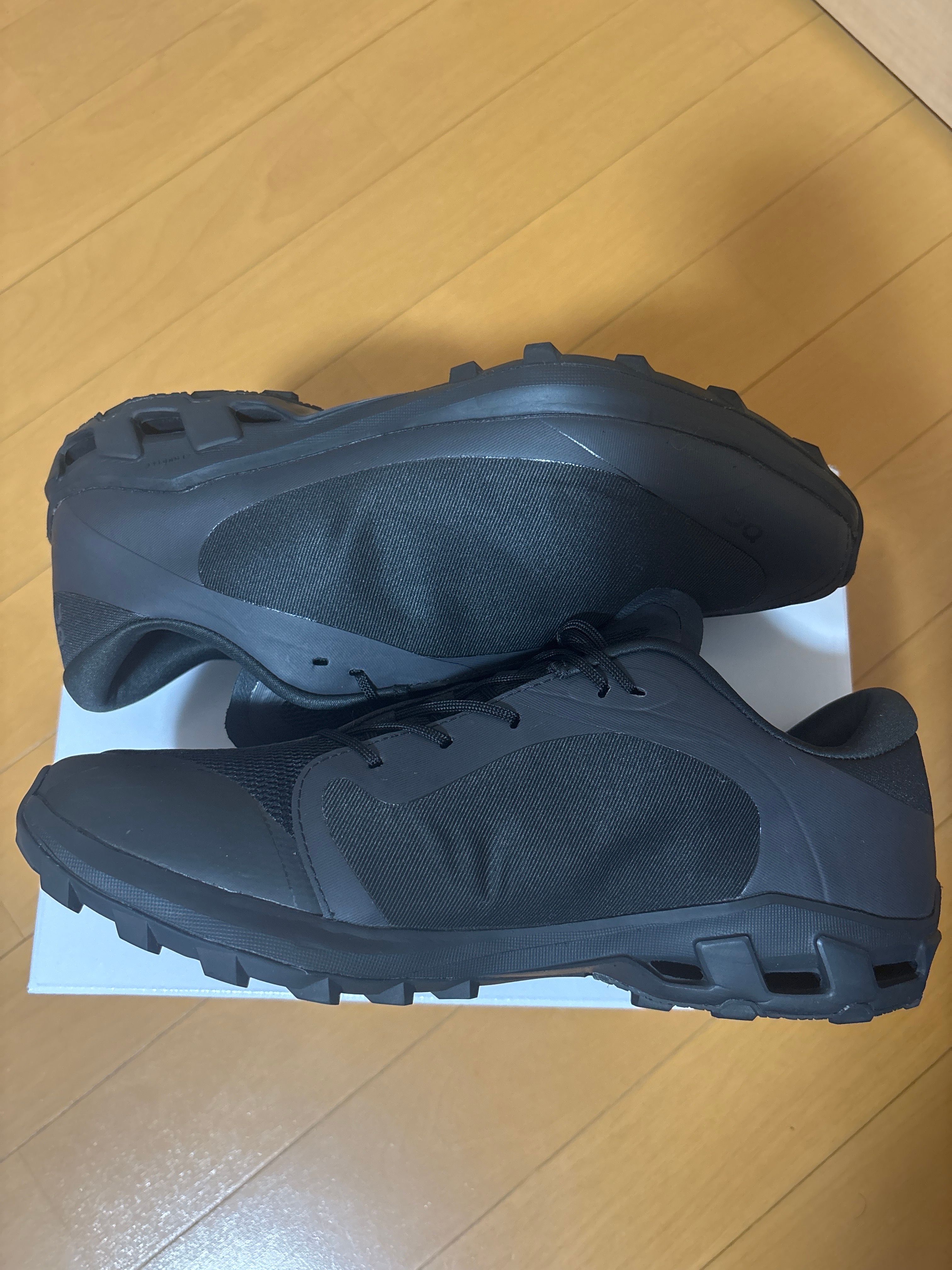 POST ARCHIVE FACTION × On Cloudventure Peak PAF "All Black"