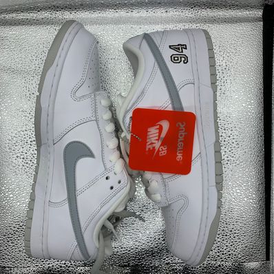 Supreme × Nike SB Dunk Low "White/Metallic Silver" (25FW Week2)
