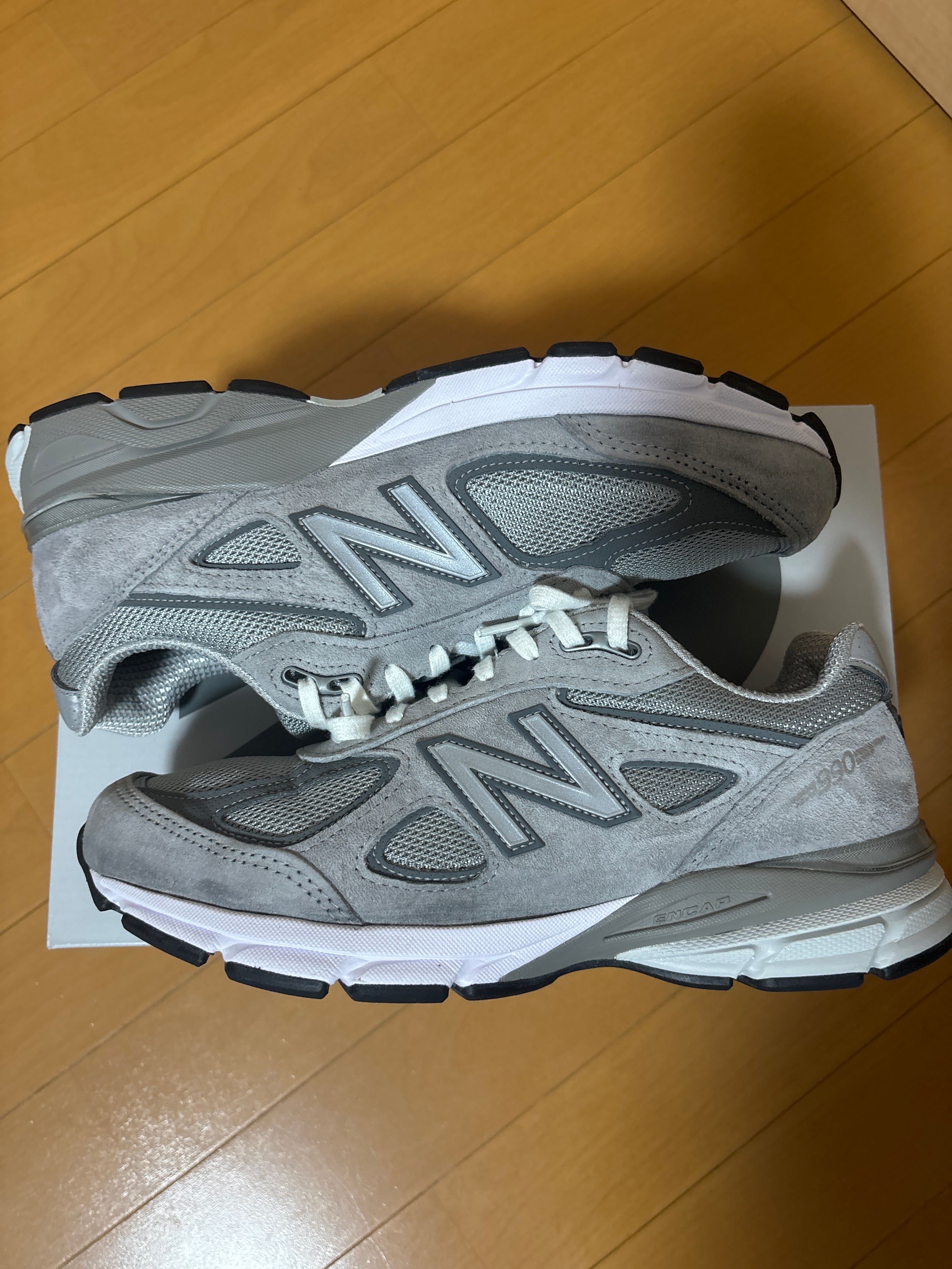 New Balance 990V4 "Grey Silver"