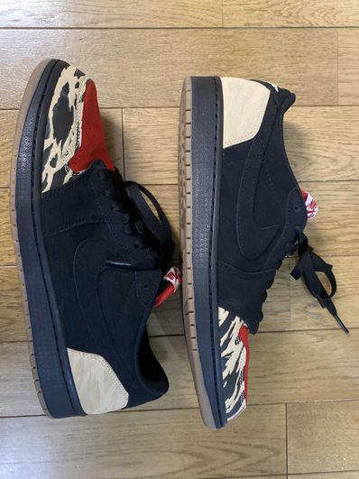 Sole Fly × Nike Air Jordan 1 Low "Black and Sport Red"