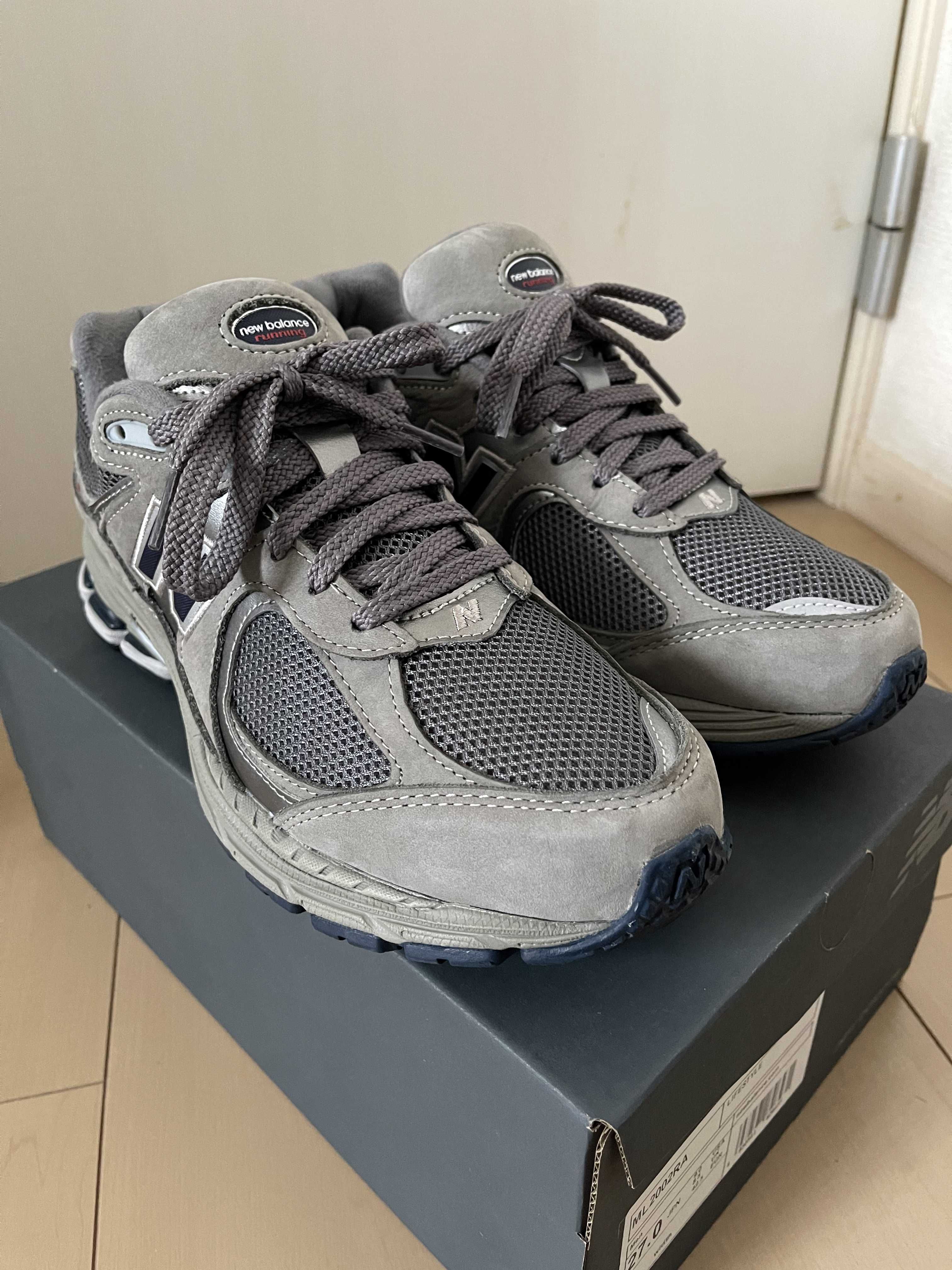 New Balance 2002R "Gray"