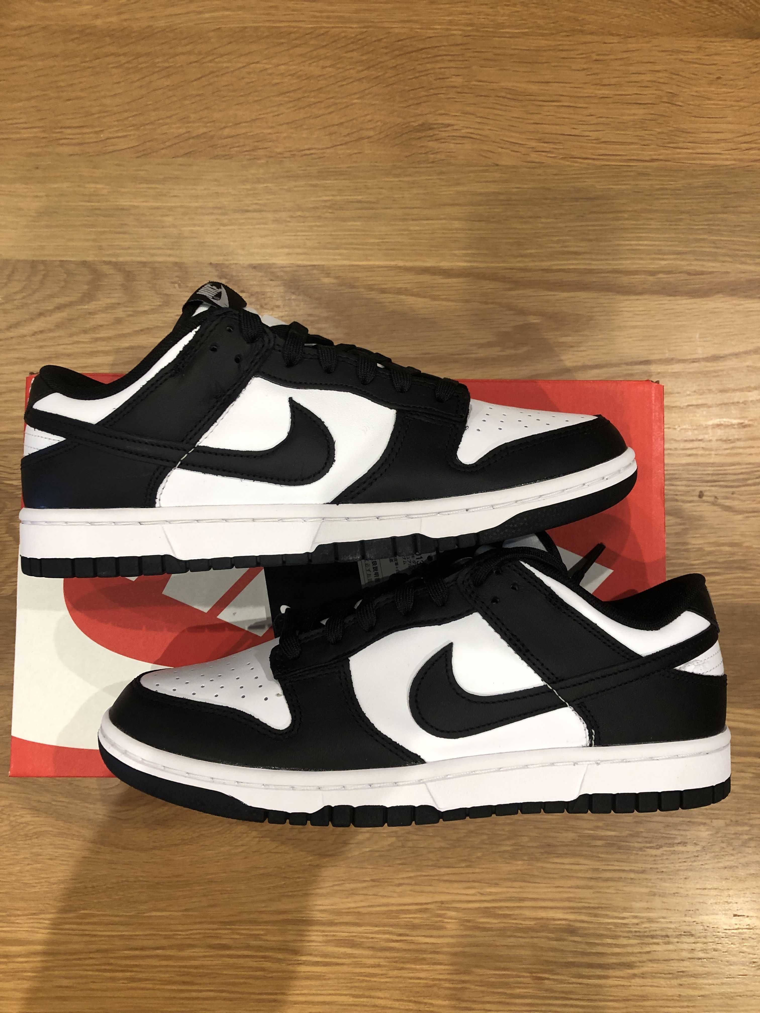 Nike Dunk Low Retro "Panda/White/Black"