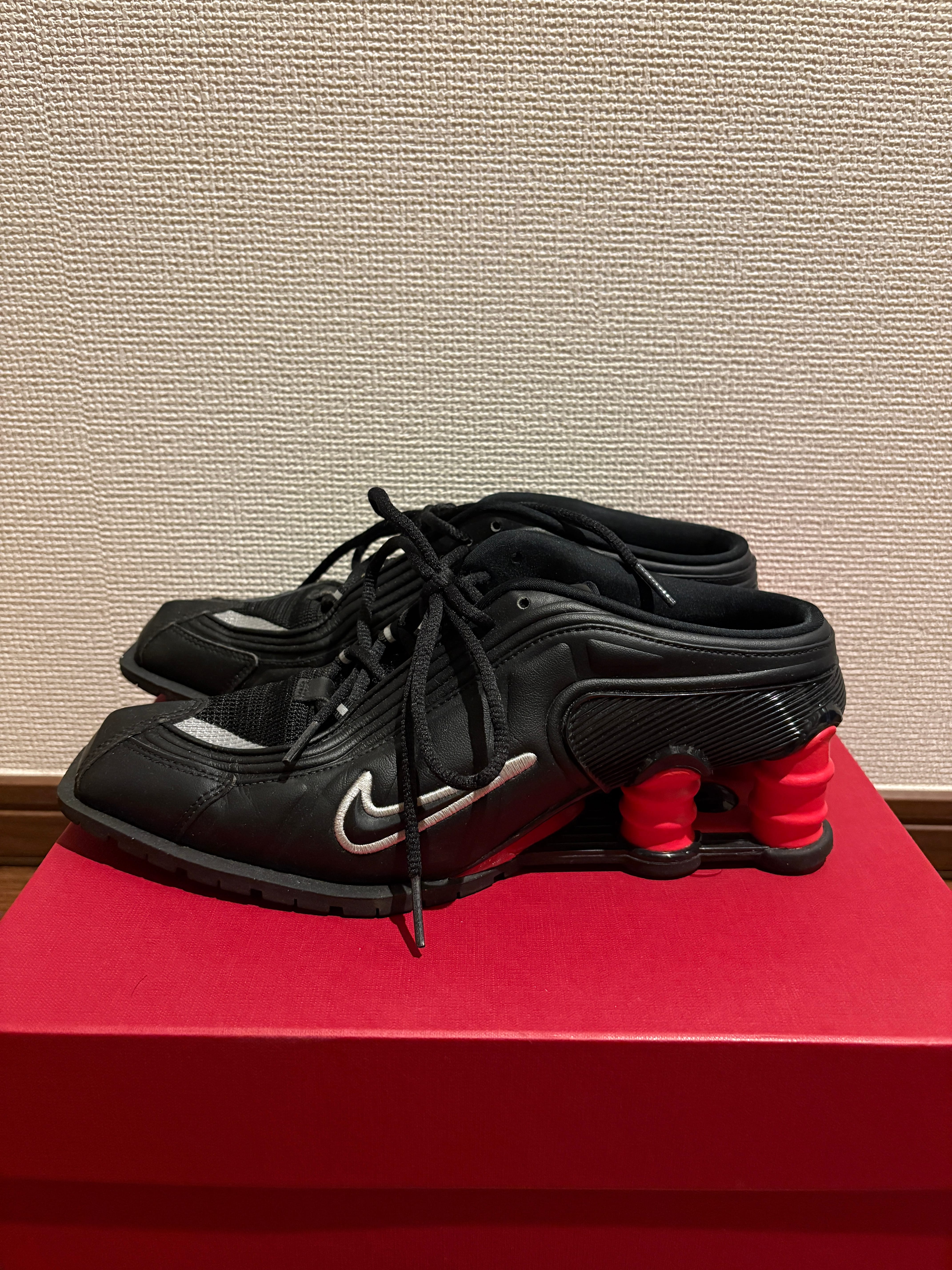 Martine Rose × Nike Women's Shox MR4 "Black/Metallic Silver Comet Red"