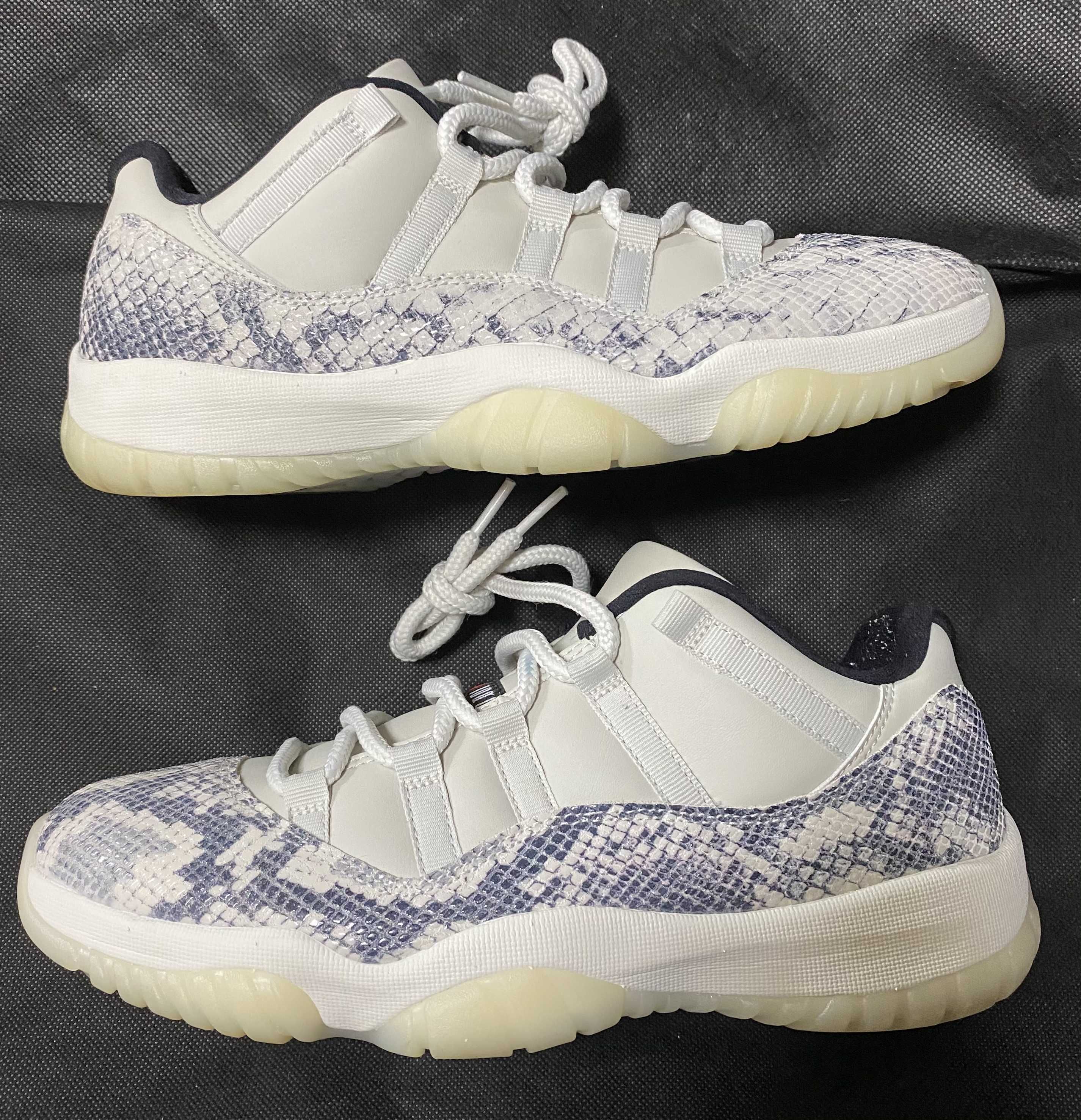 Nike Air Jordan 11 Low Snakeskin "Light Bone/University Red/Sail/Black"