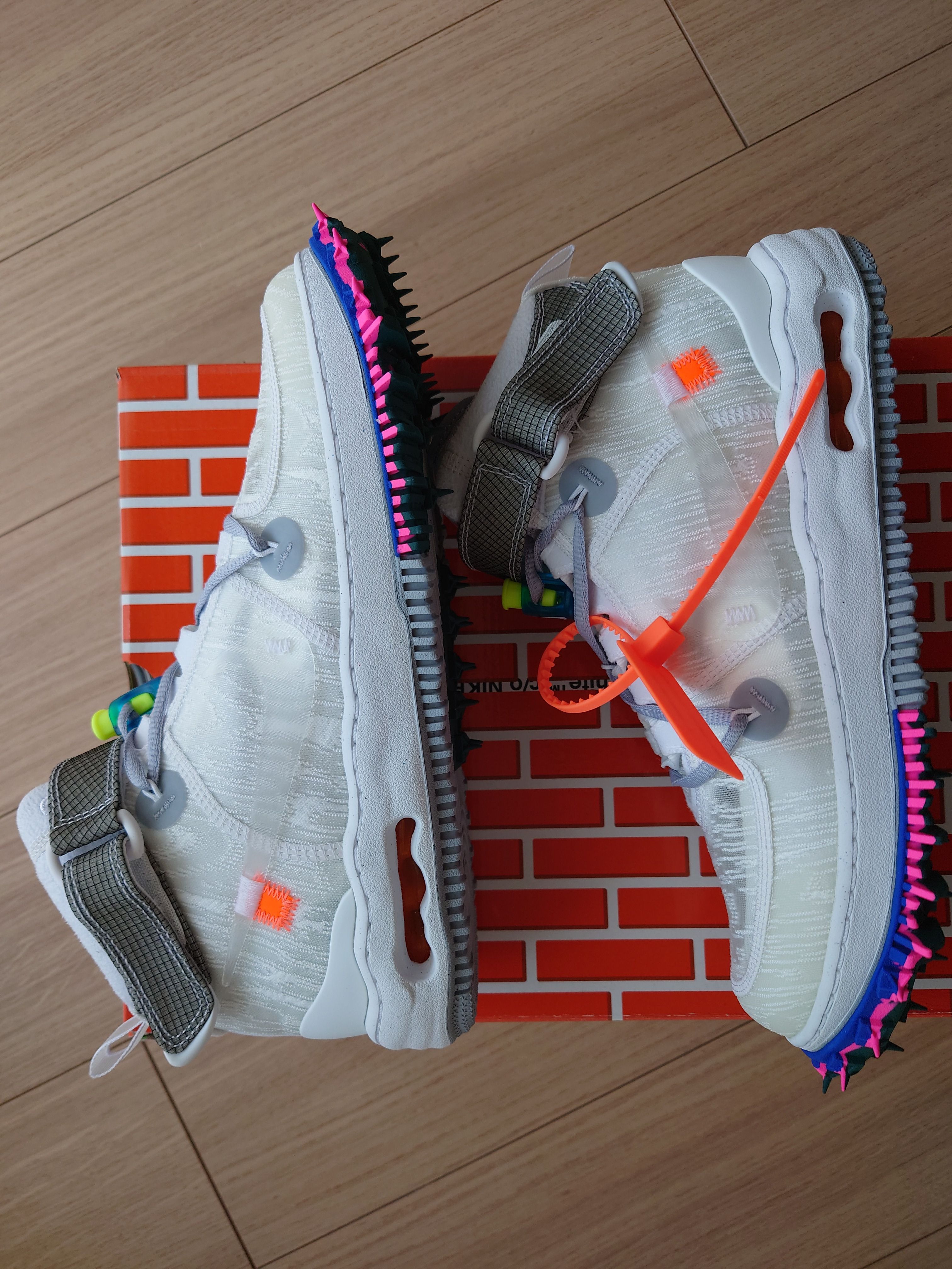 Off-White × Nike Air Force 1 Mid "White"