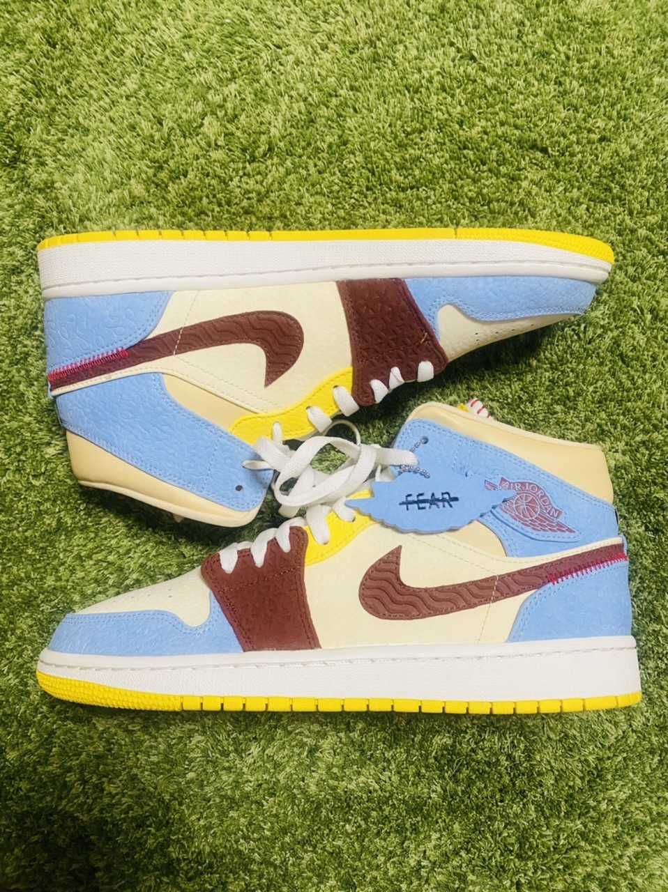 MAISON CHATEAU ROUGE × NIKE AIR JORDAN 1 MID SE "WHITE/LIGHT BLUE"