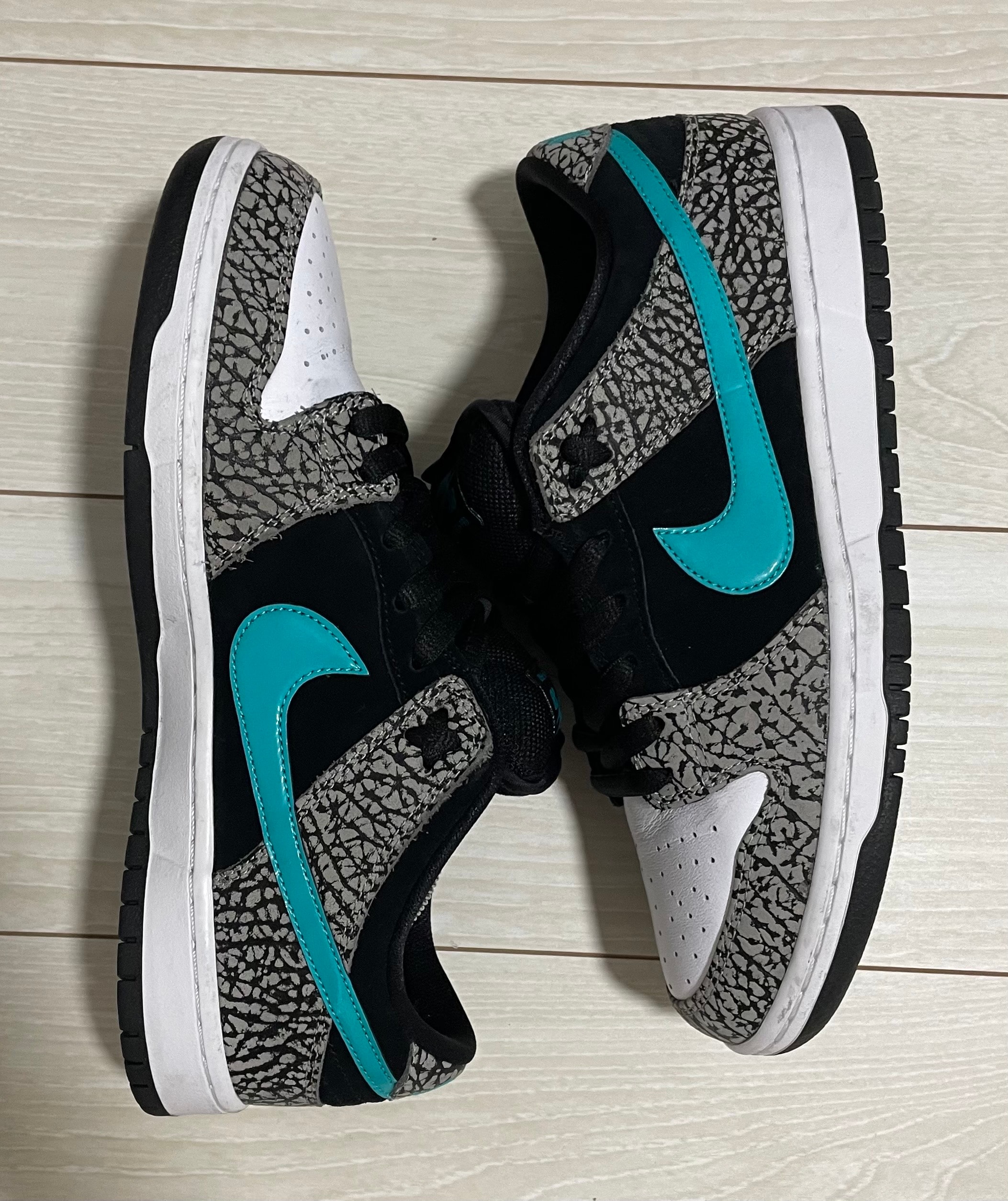 Nike SB Dunk Low "Elephant/Safari"