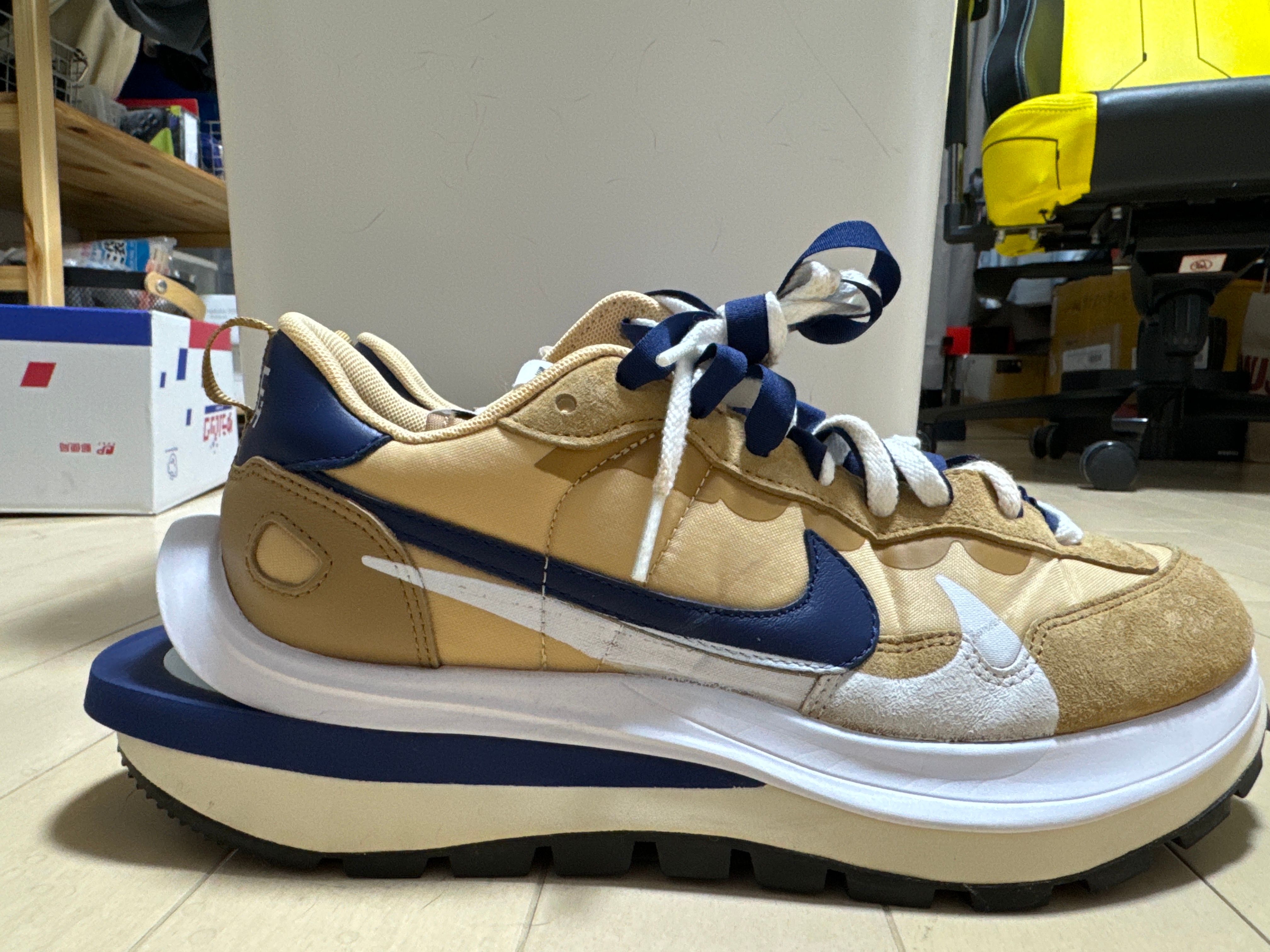Sacai × Nike Vapor Waffle "Sesame And Blue Void"
