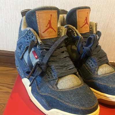 LEVI'S × Nike Air Jordan 4 "Denim" (Blank Tab)