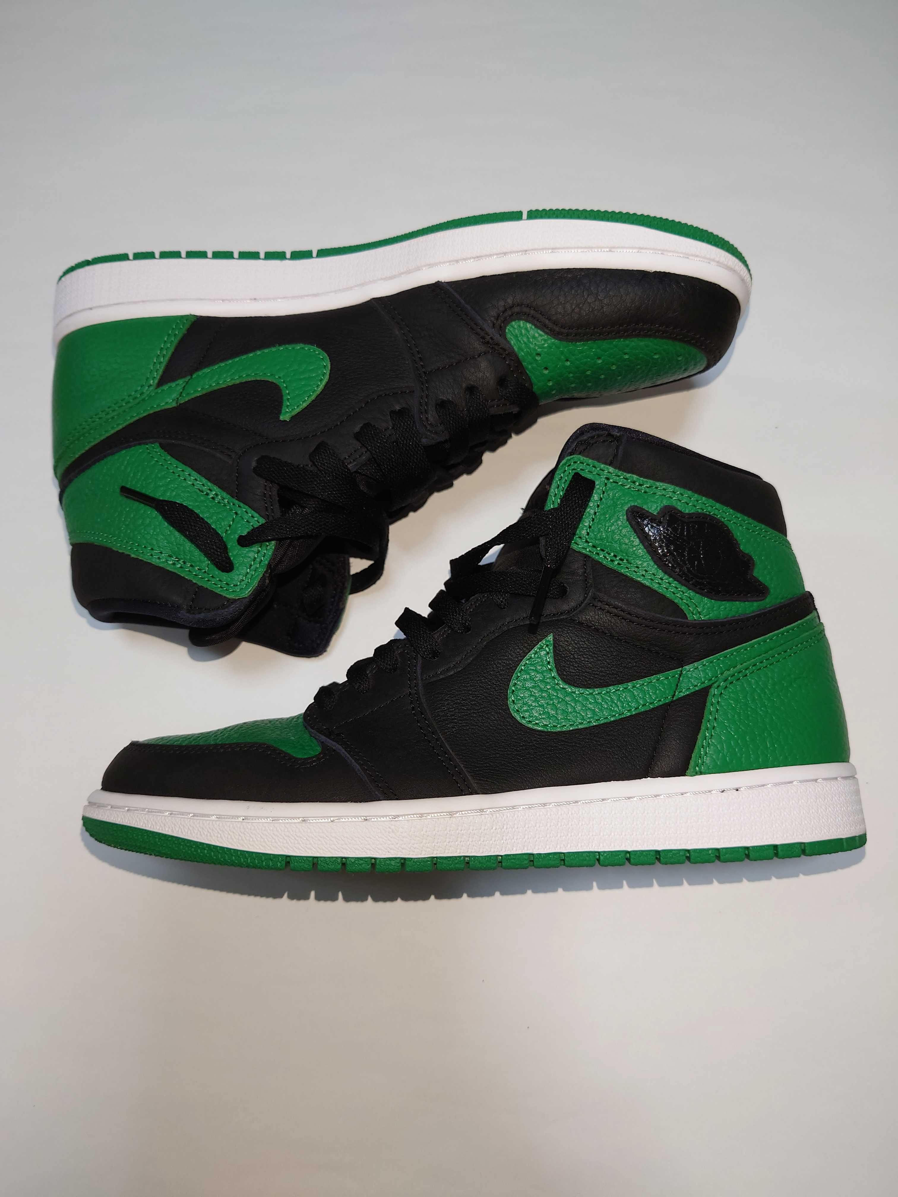 Nike Air Jordan 1 Retro High OG "Black/Pine Green" (2020)      