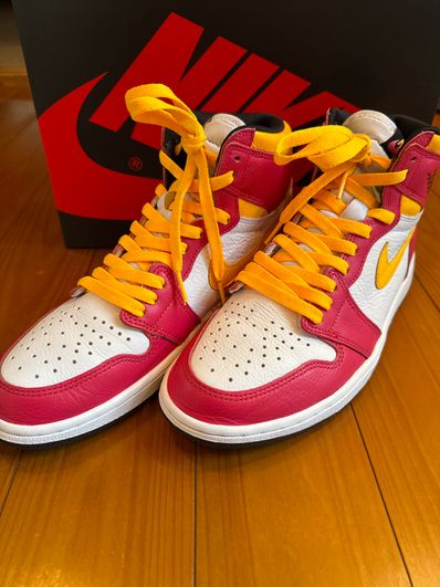 Nike Air Jordan 1 High OG "Light Fusion Red"