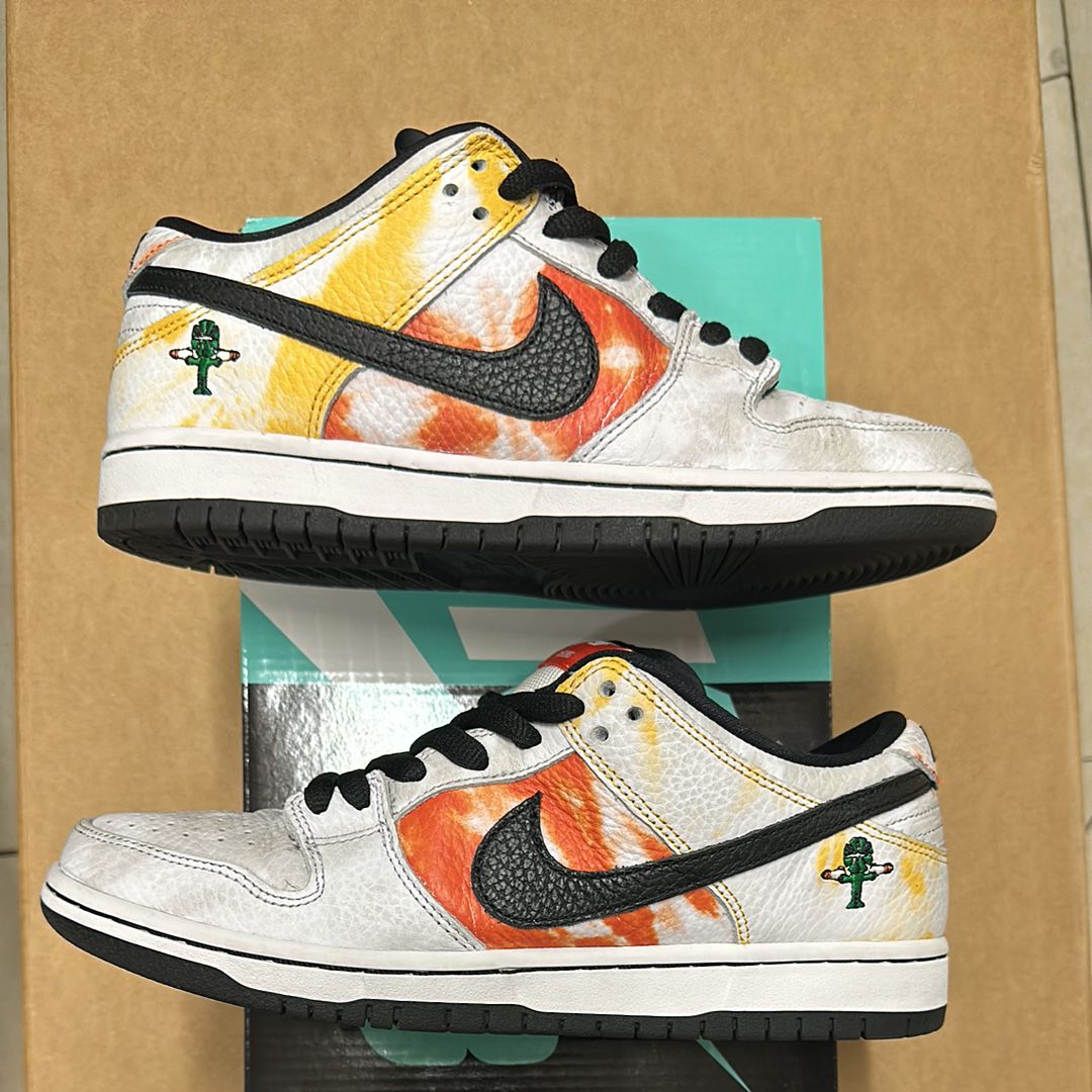 Nike SB Dunk Low "Raygun Tie-Dye/White"